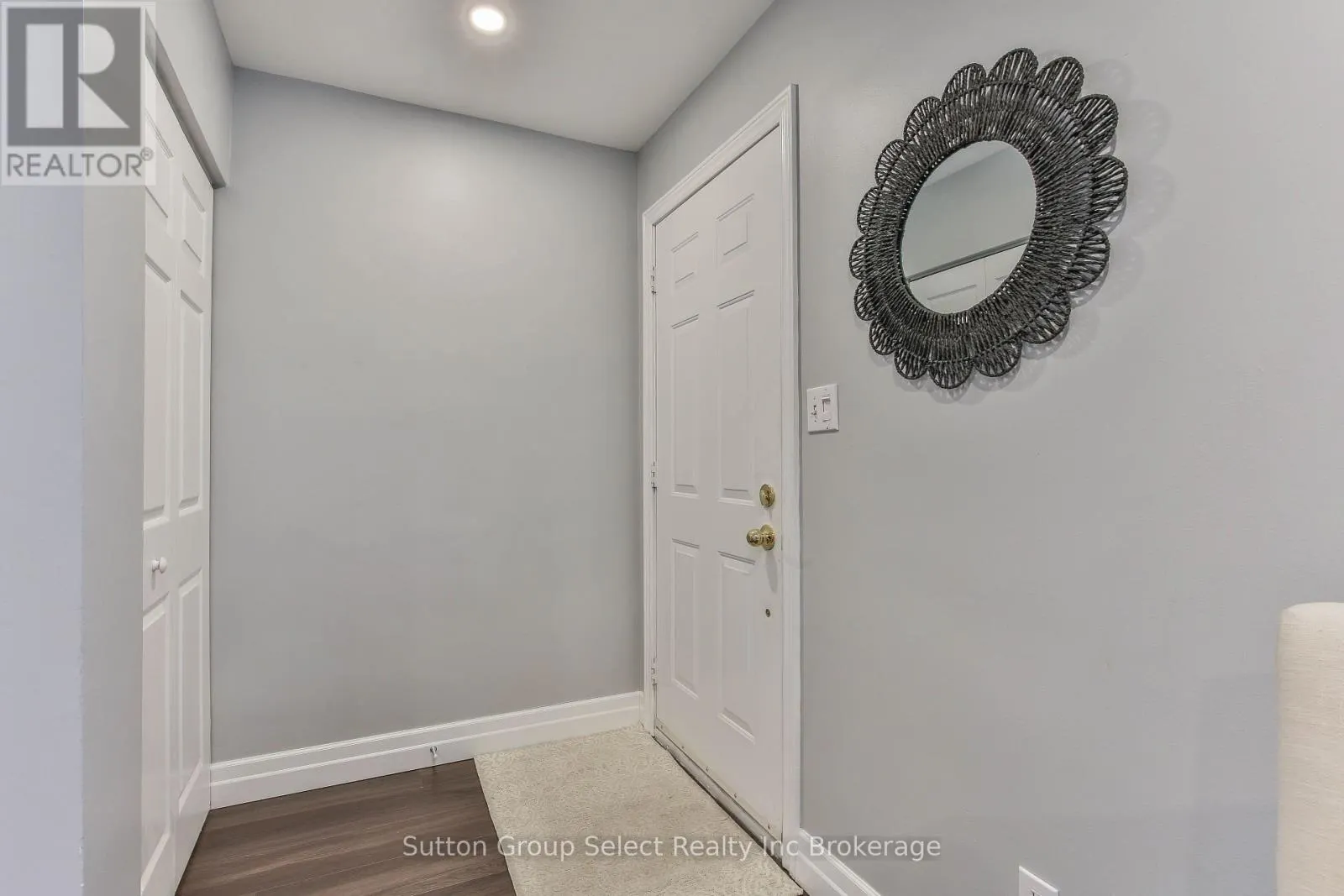 1009 A NESBITT CRESCENT