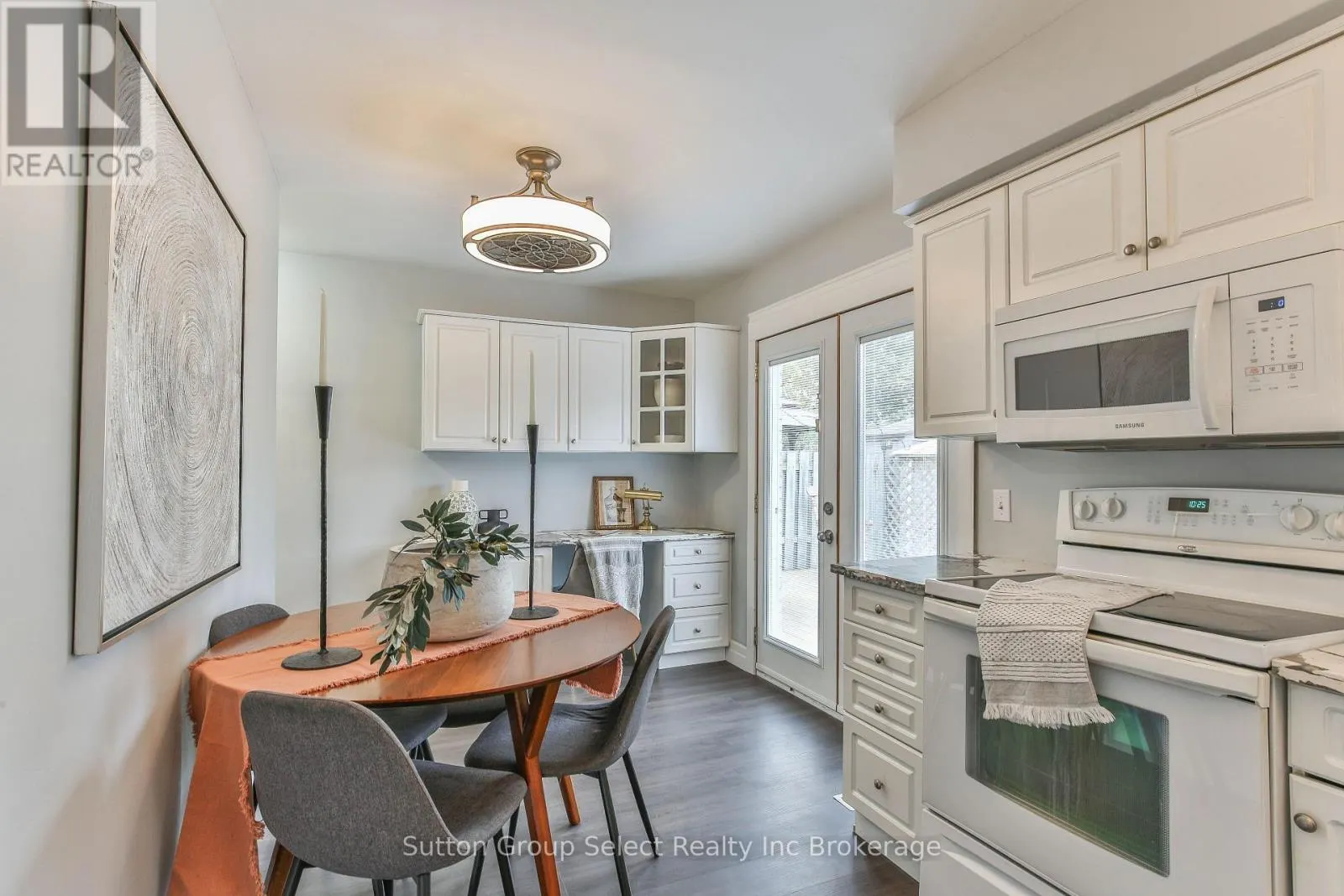 1009 A NESBITT CRESCENT