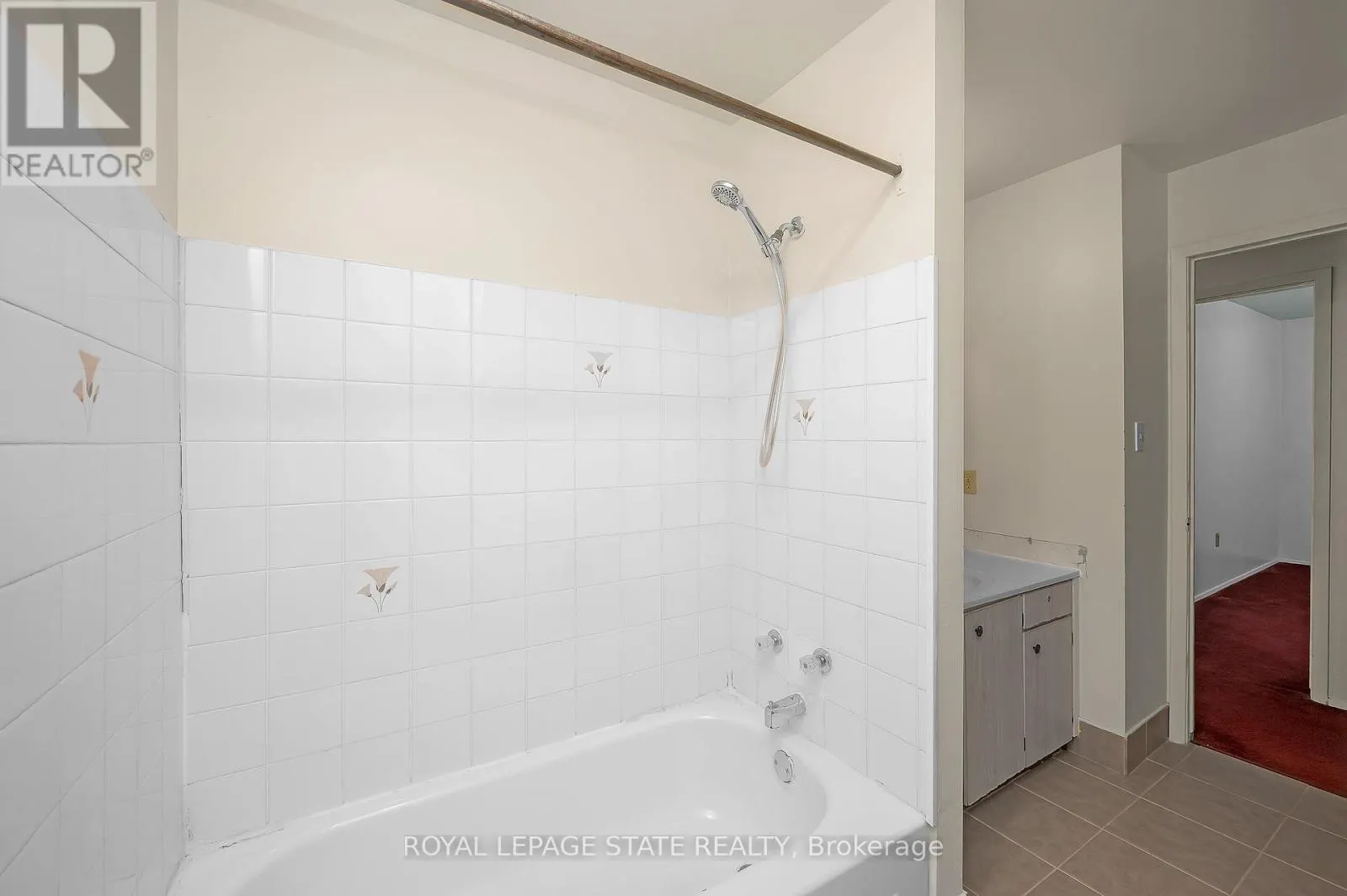 124 - 100 QUIGLEY ROAD