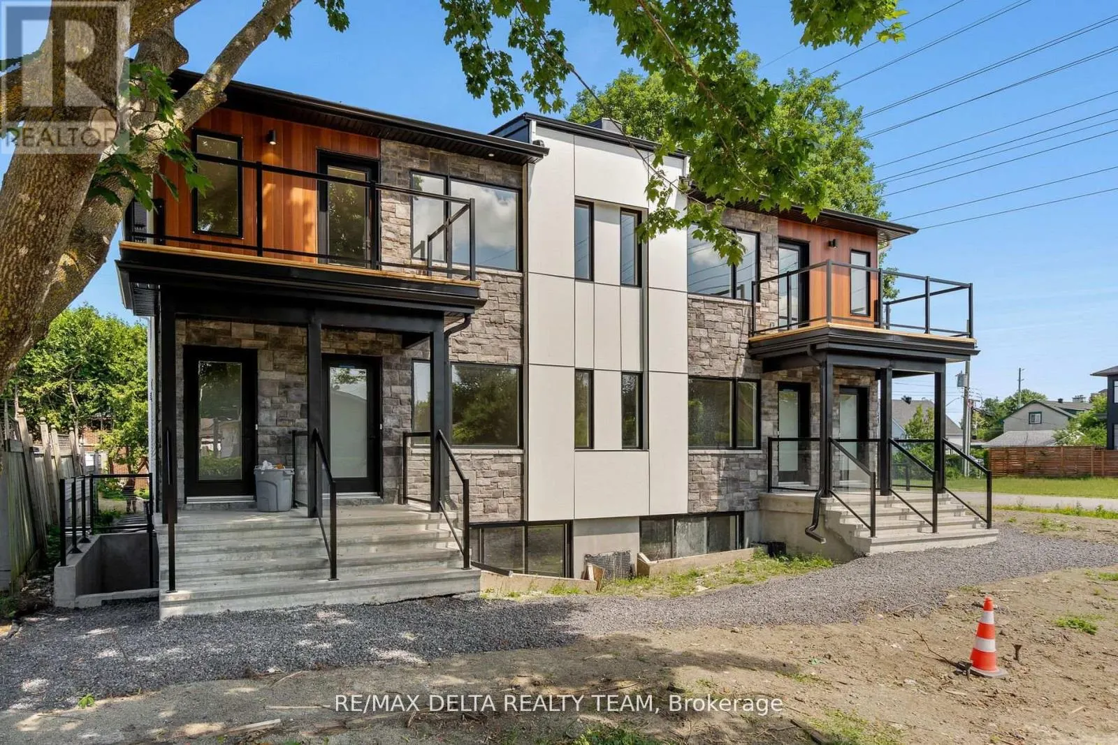 3 - 77A GRANTON AVENUE