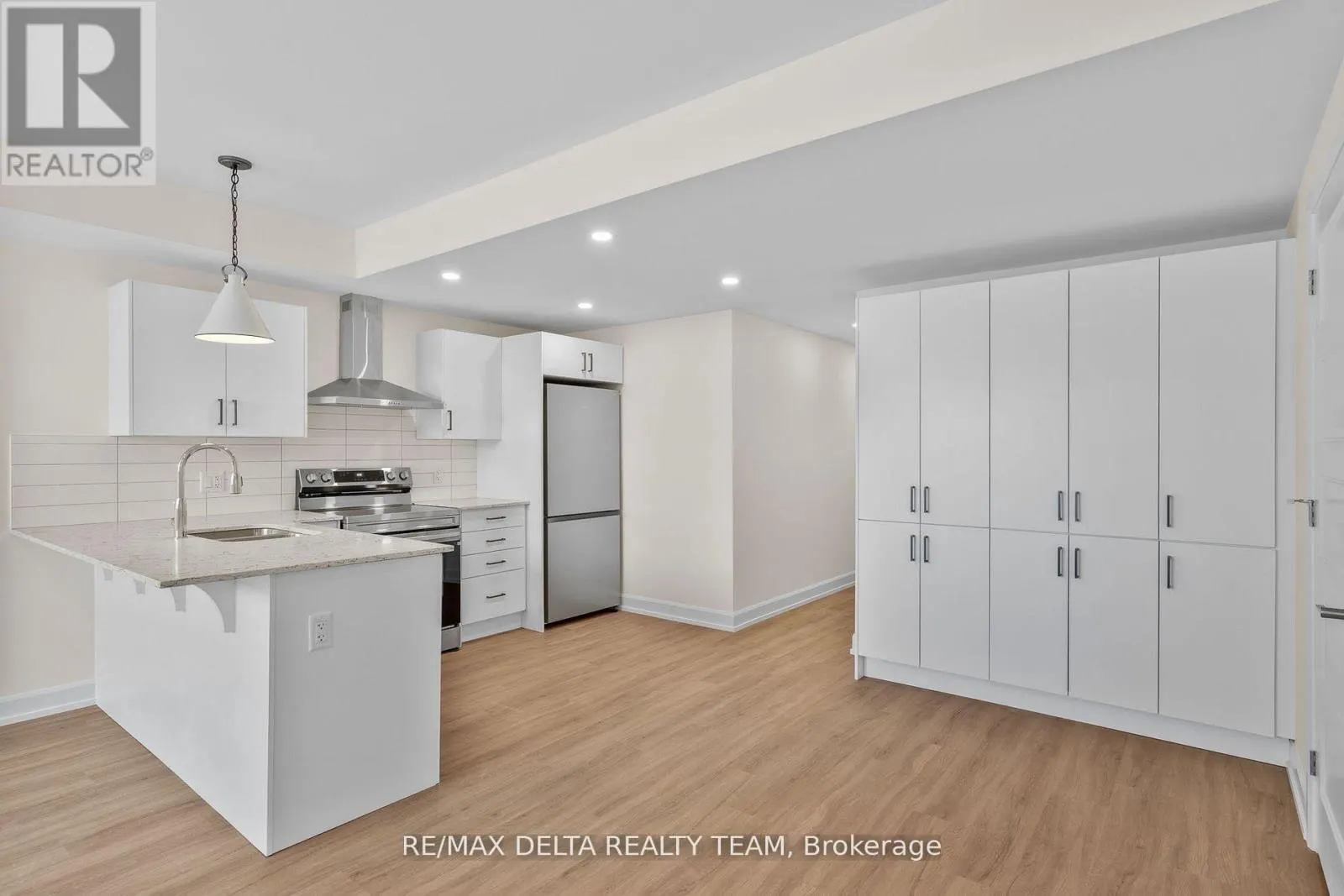 3 - 77A GRANTON AVENUE