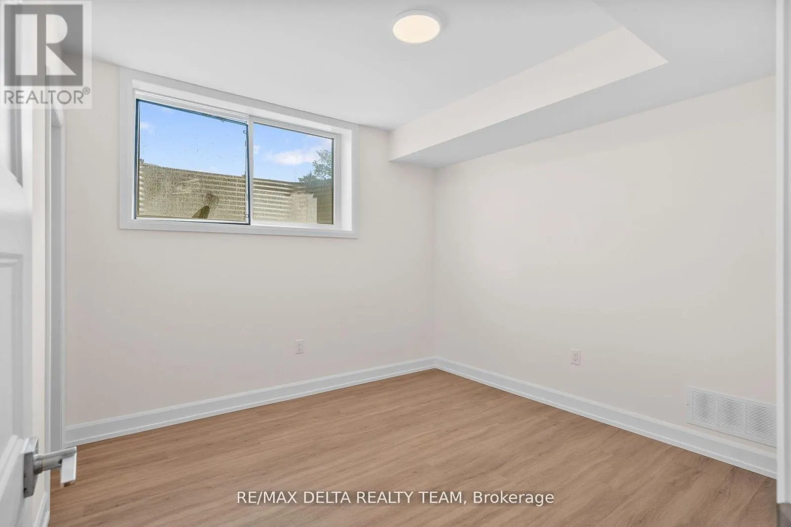 3 - 77A GRANTON AVENUE