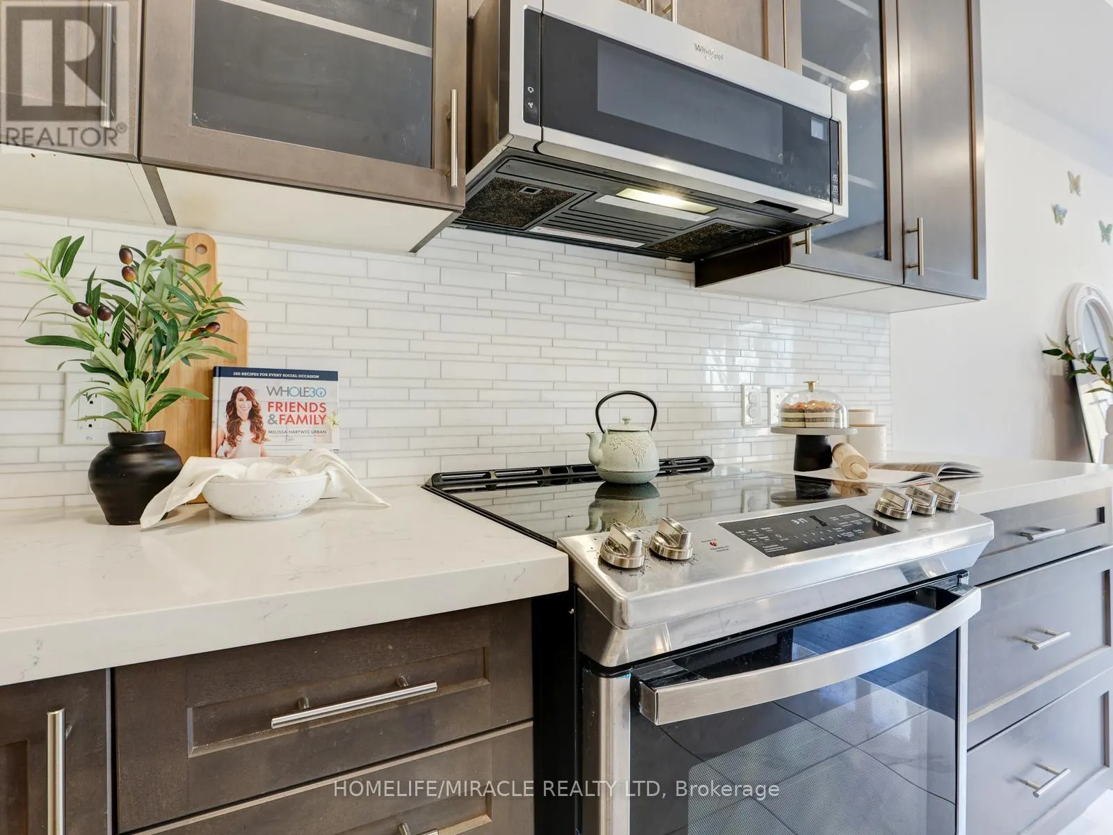 100 - 166 DEERPATH DRIVE