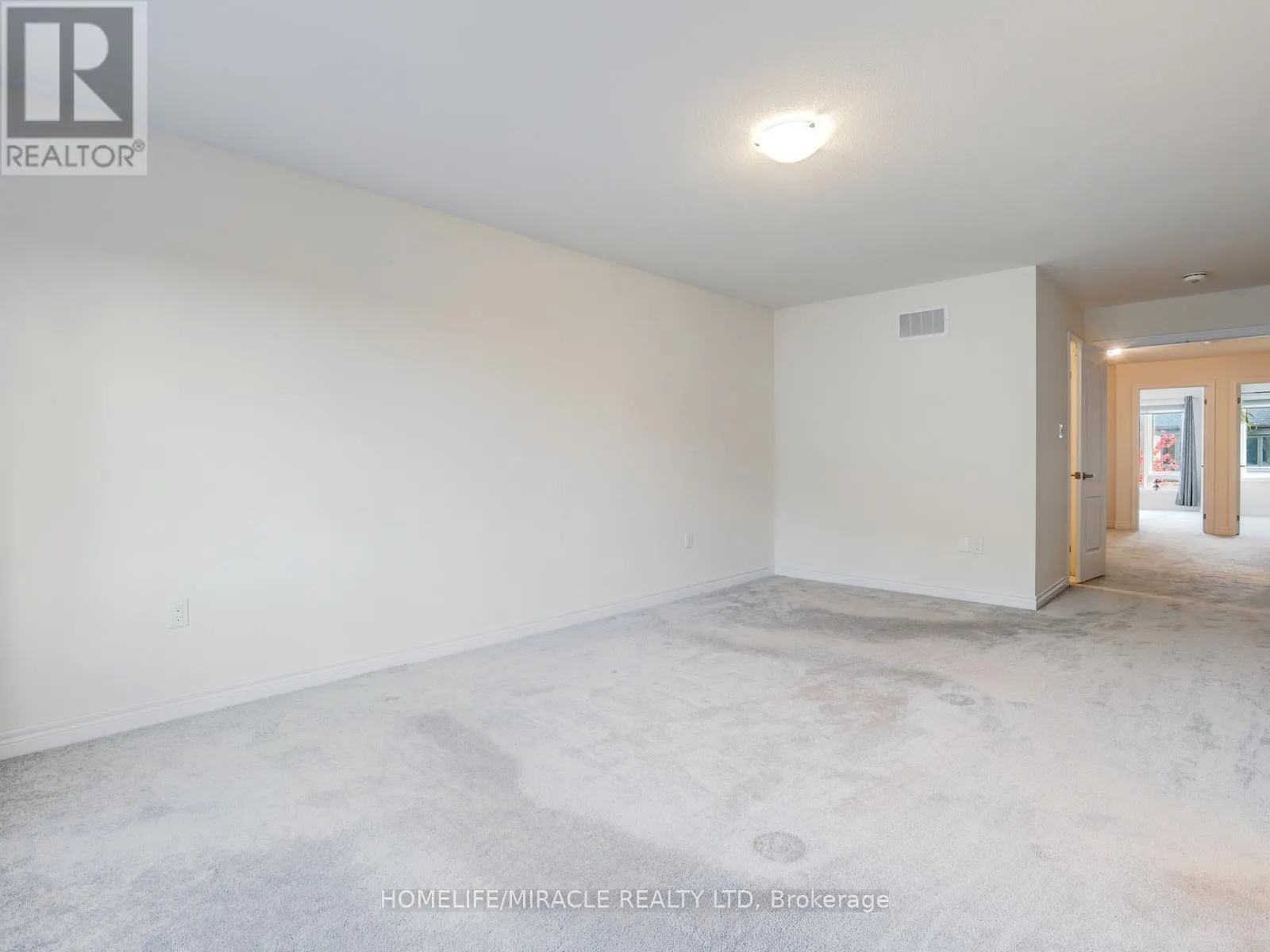 100 - 166 DEERPATH DRIVE