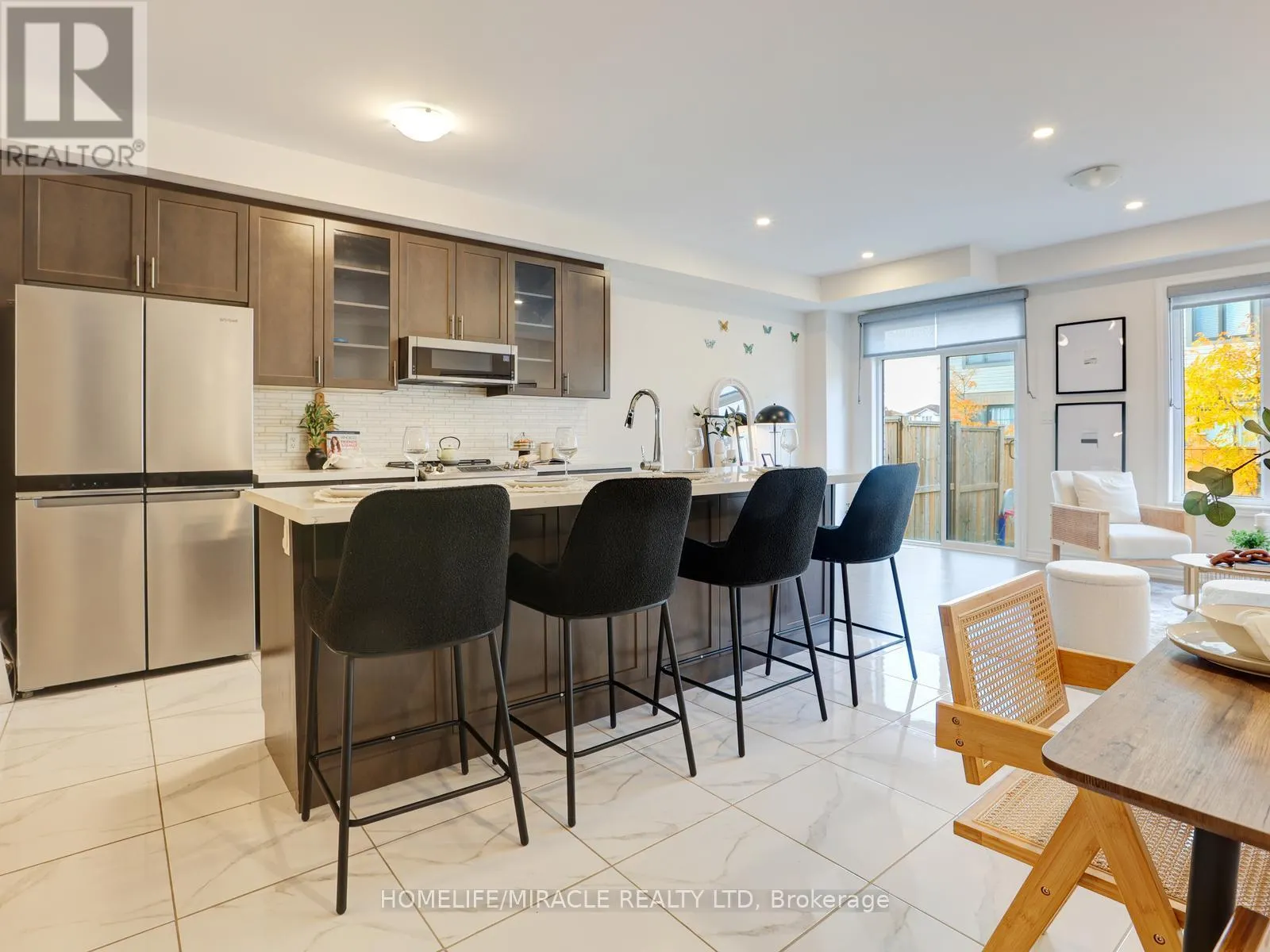 100 - 166 DEERPATH DRIVE