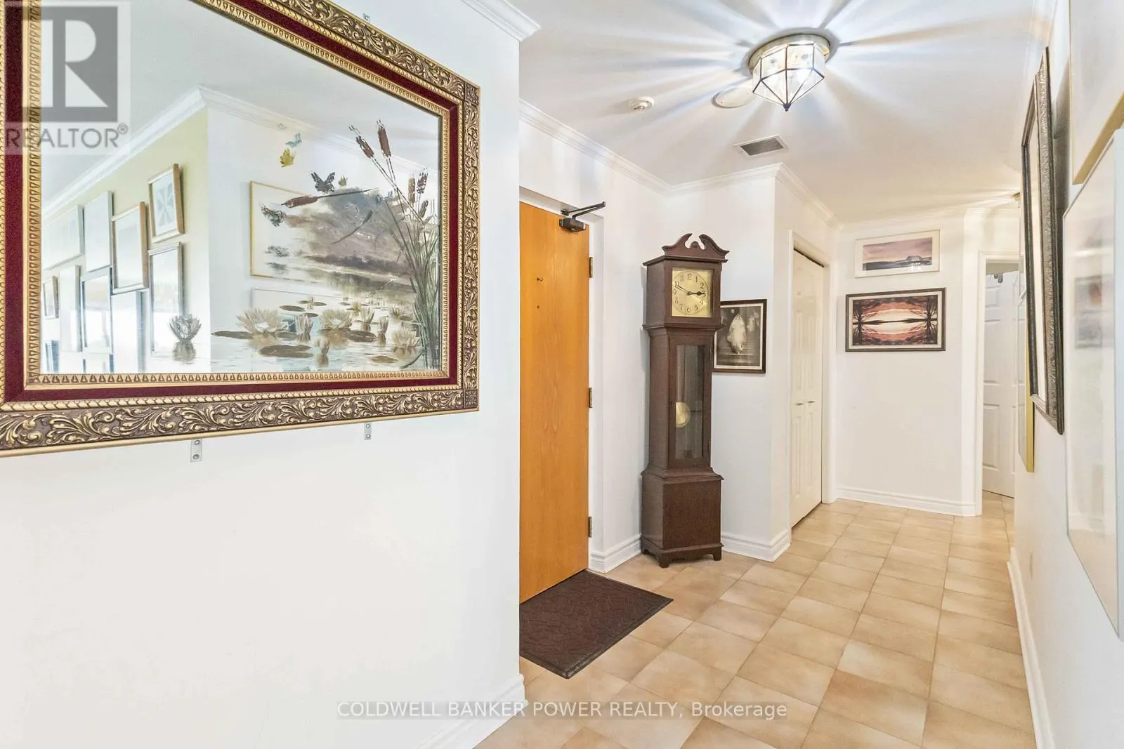 602 - 19 KING STREET, #602