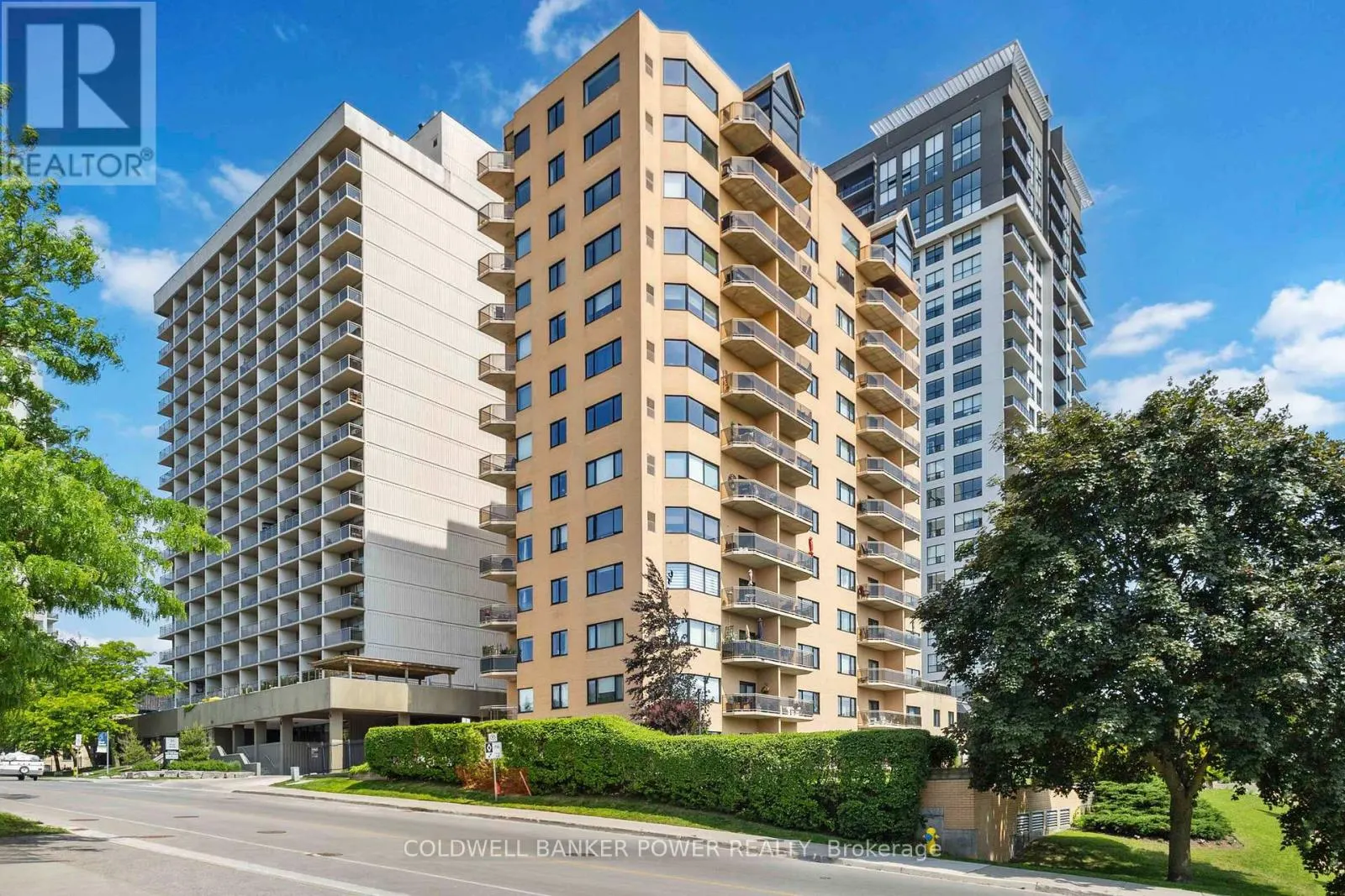 602 - 19 KING STREET, #602