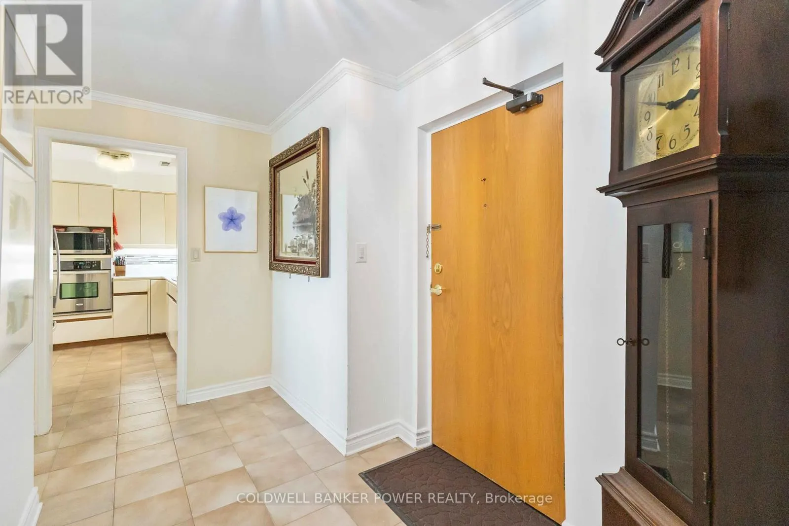 602 - 19 KING STREET, #602