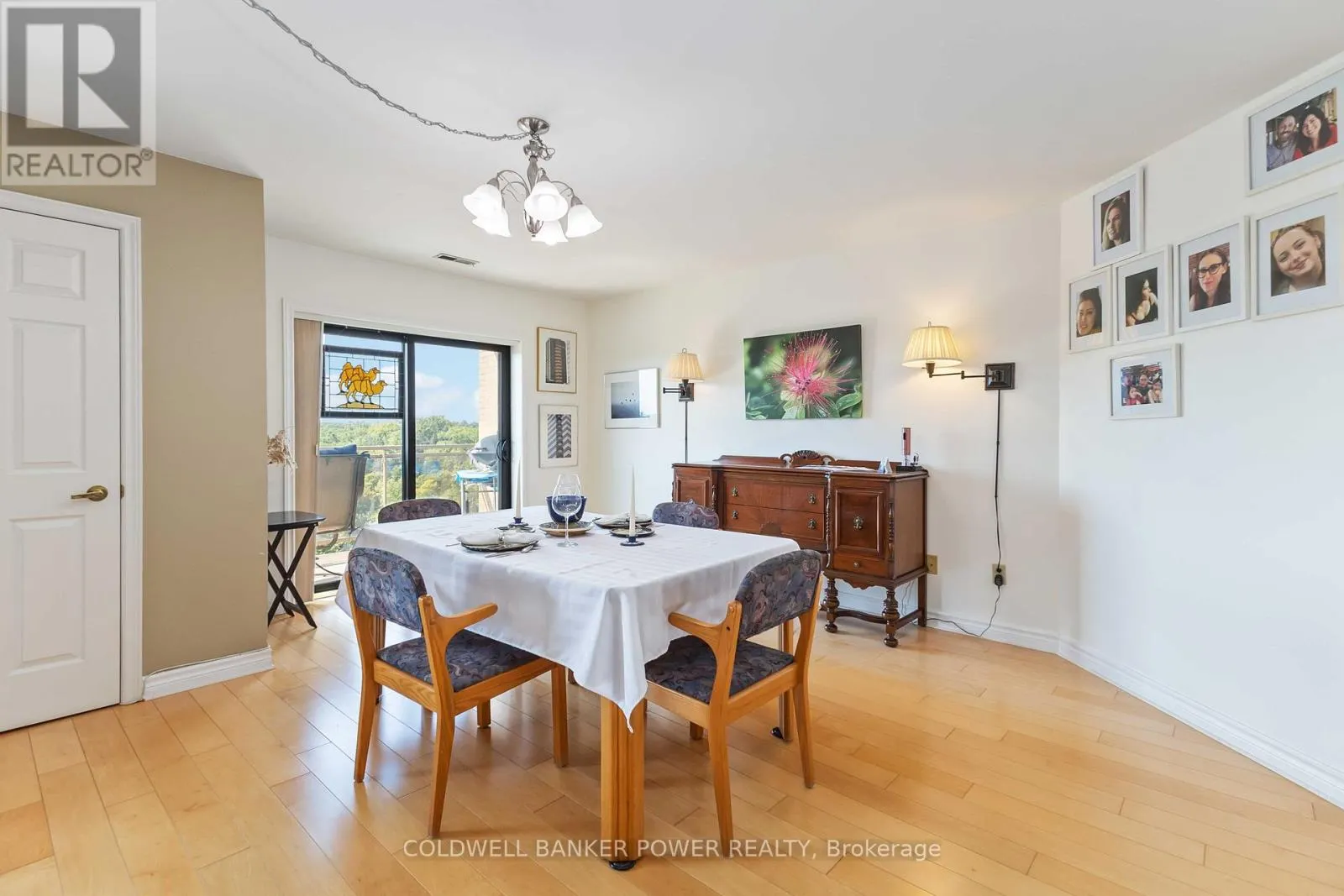 602 - 19 KING STREET, #602