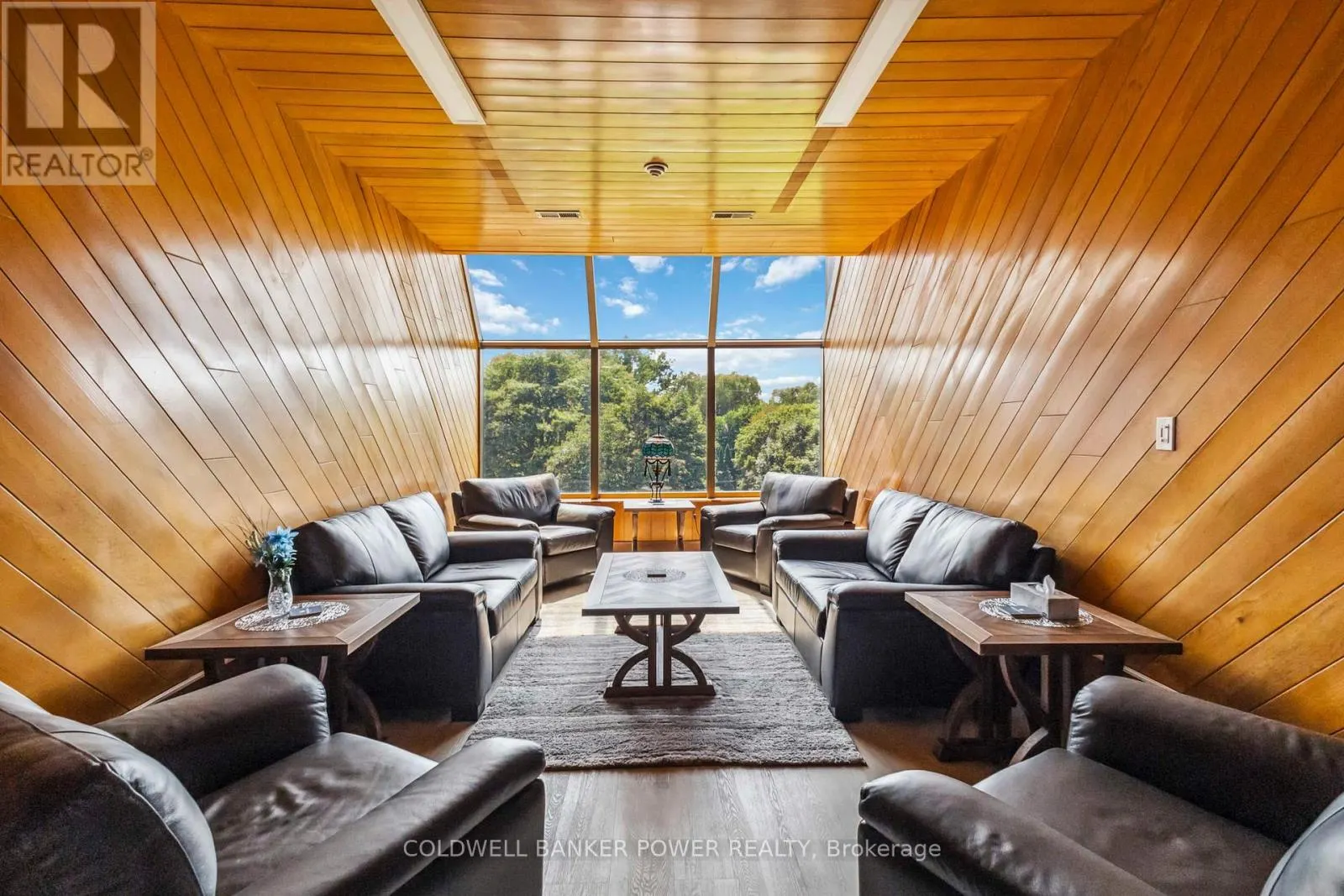 602 - 19 KING STREET, #602