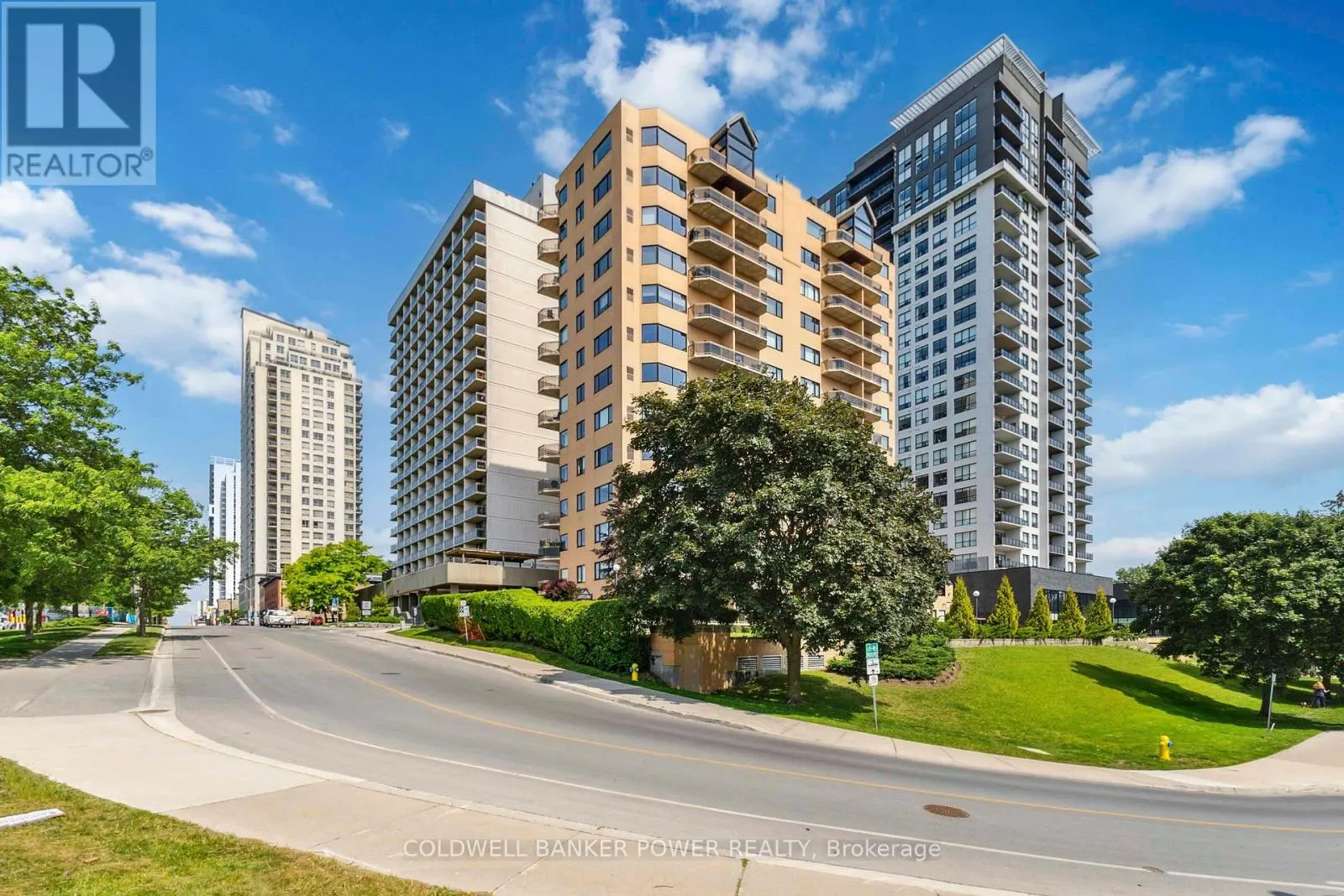 602 - 19 KING STREET, #602