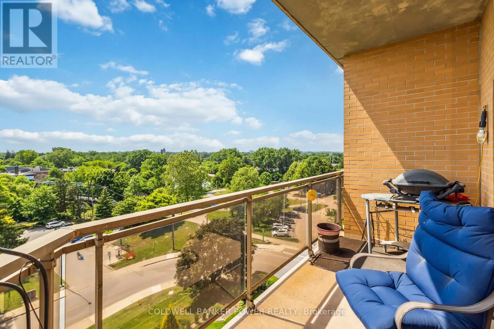 602 - 19 KING STREET, #602