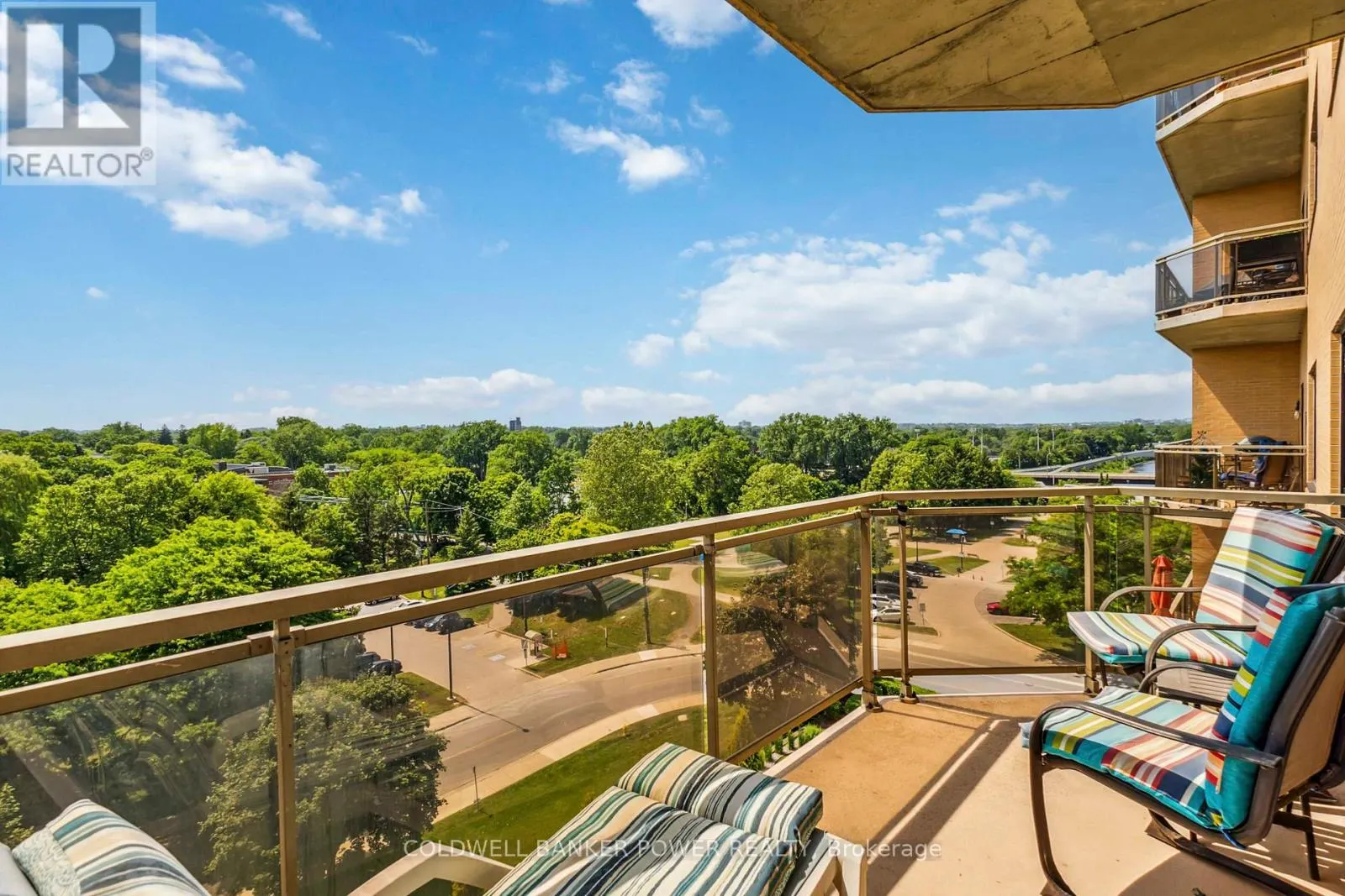 602 - 19 KING STREET, #602