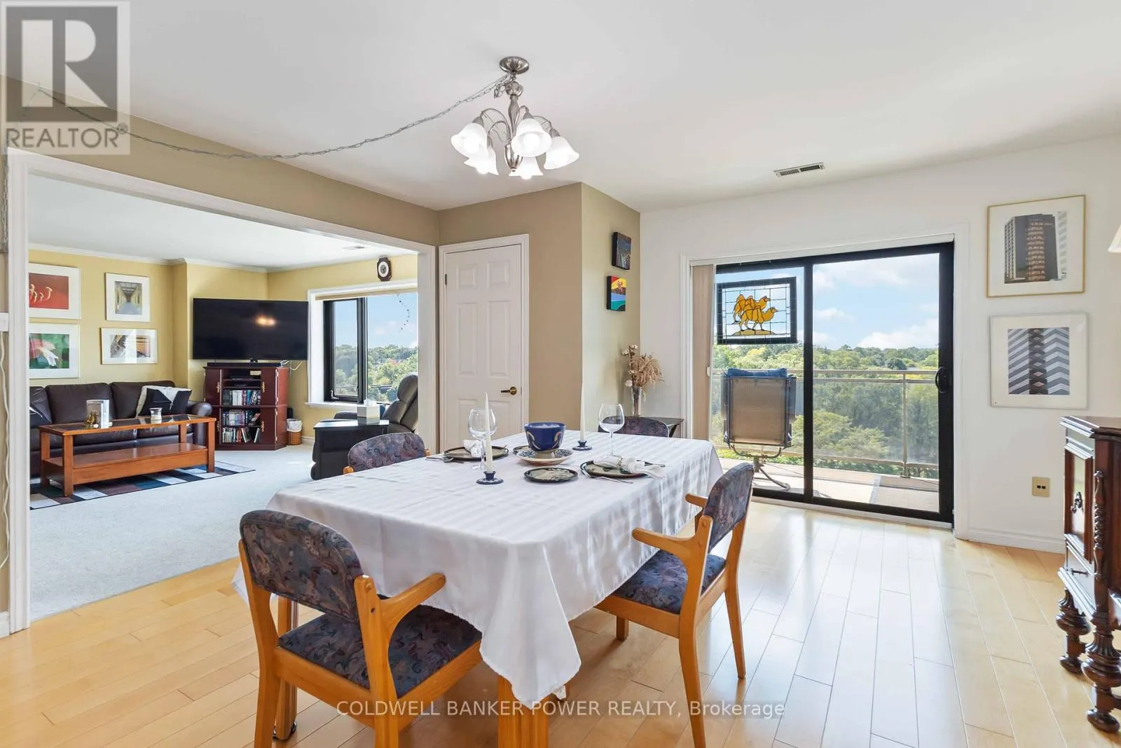 602 - 19 KING STREET, #602