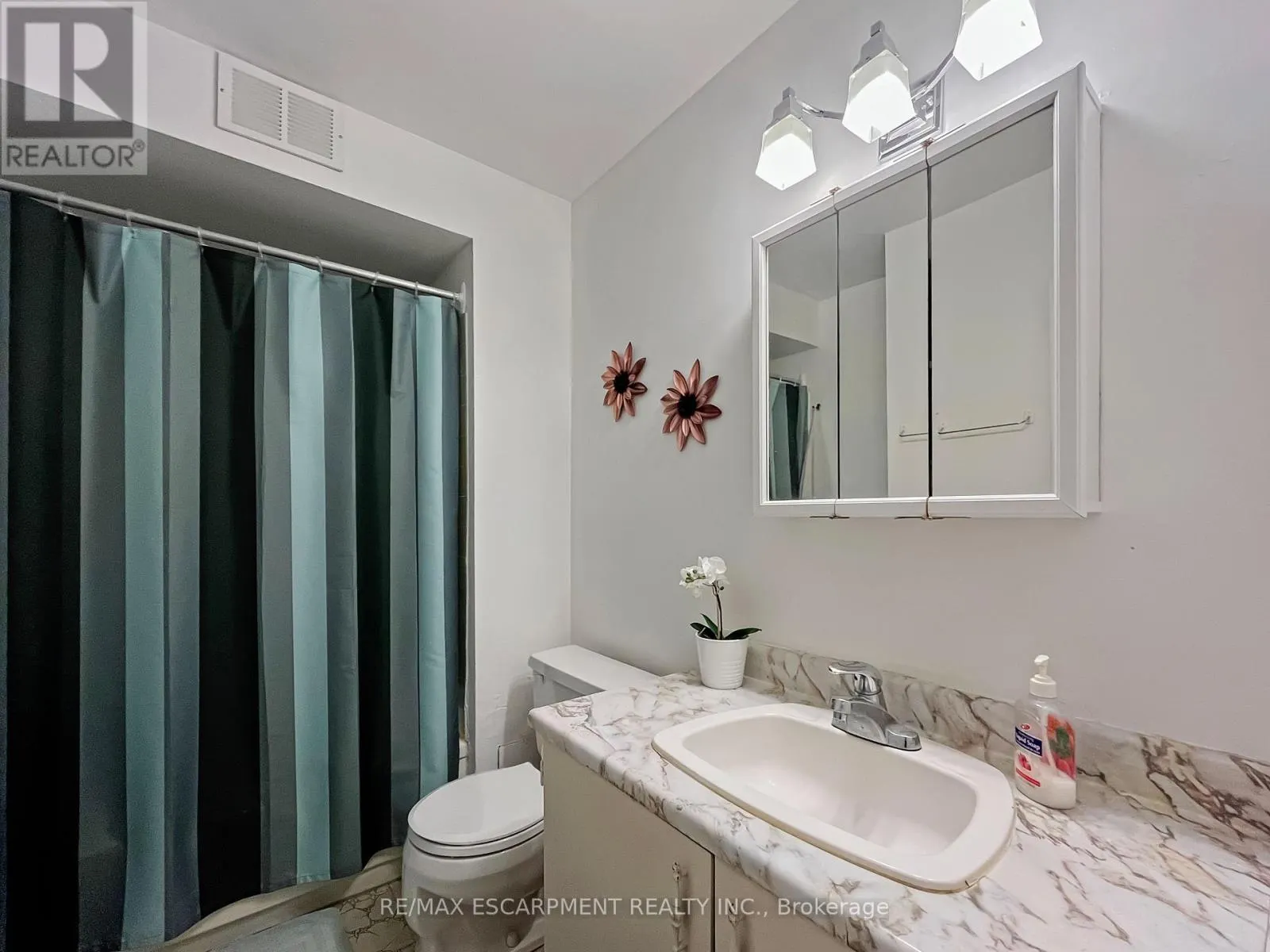 723 - 350 QUIGLEY ROAD