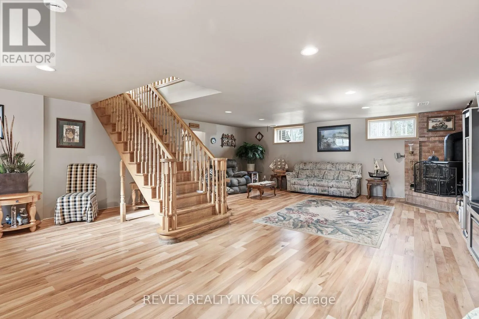 2371 COUNTY RD 48 ROAD