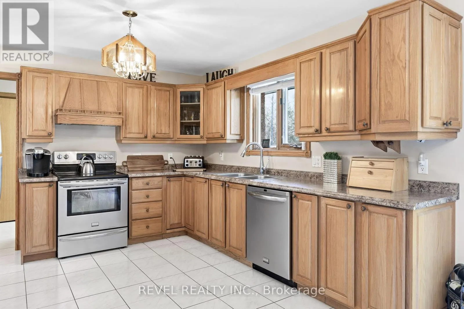 2371 COUNTY RD 48 ROAD