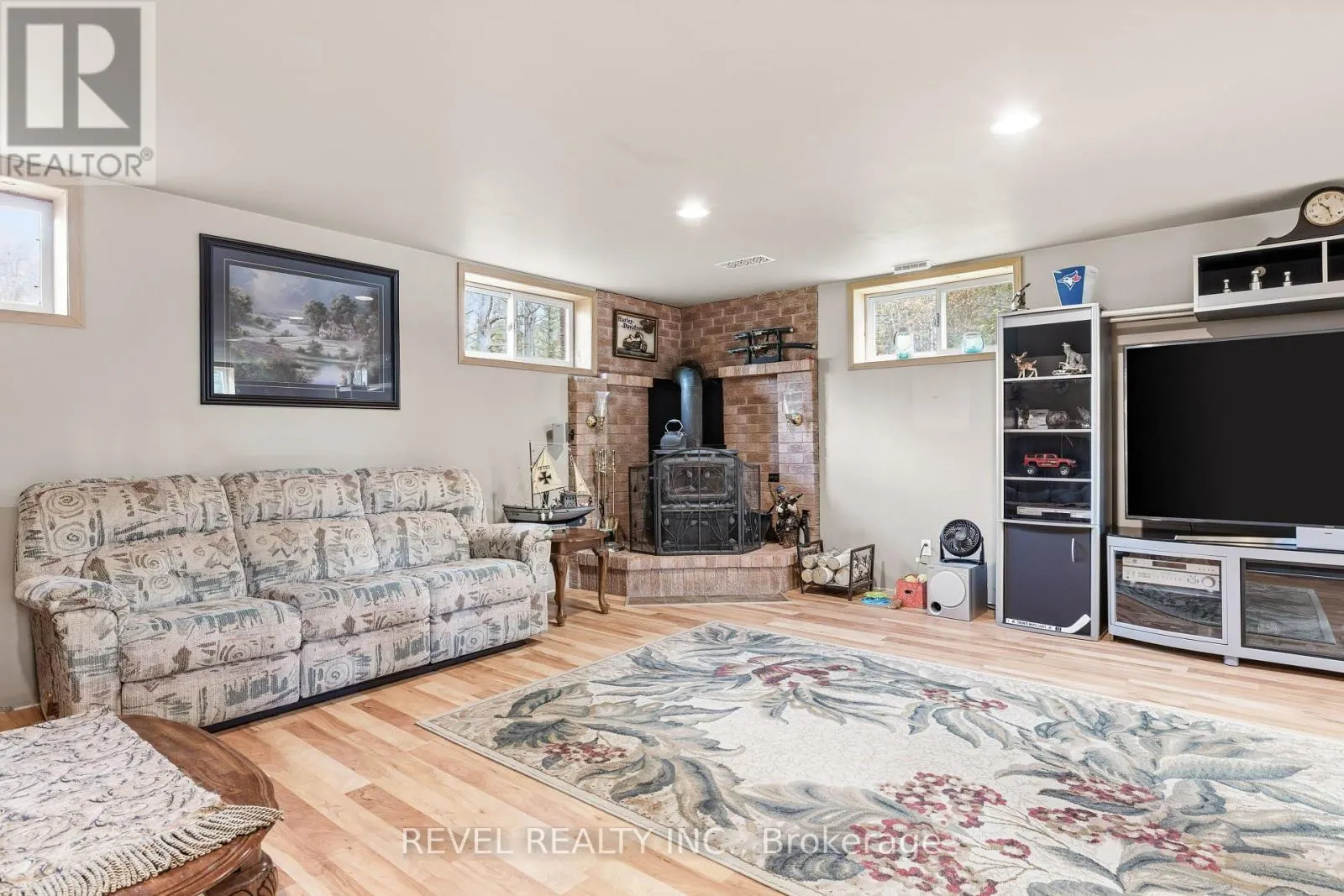 2371 COUNTY RD 48 ROAD