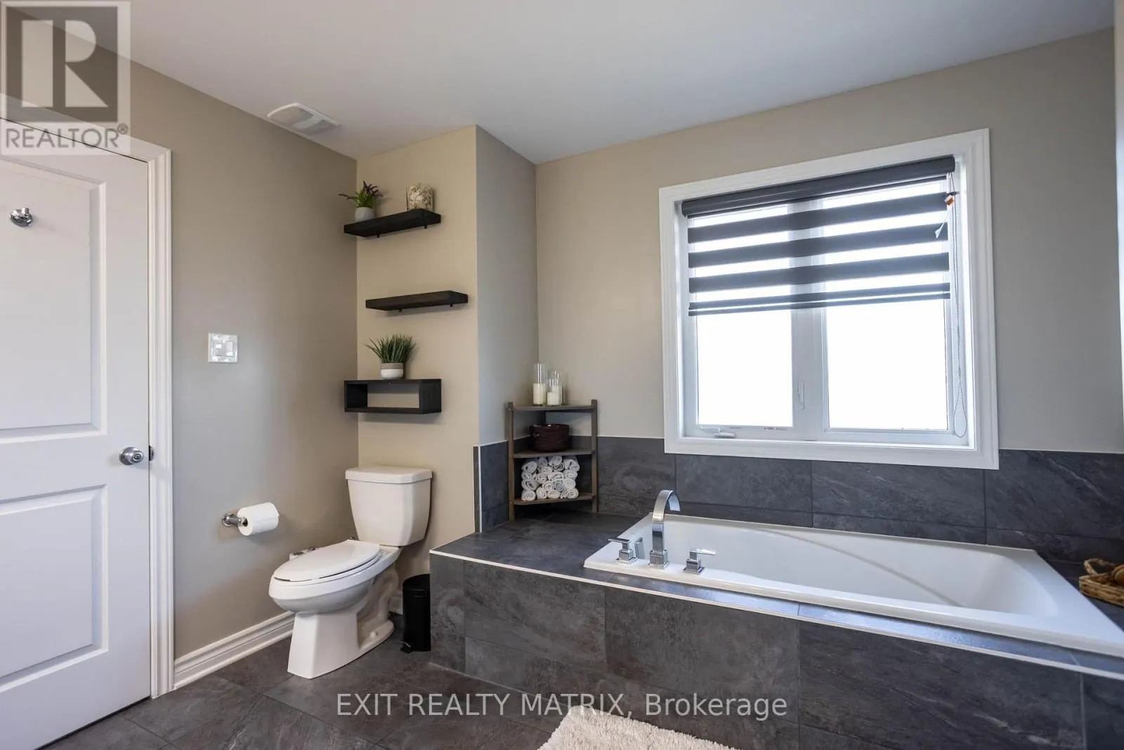 573 STRASBOURG STREET