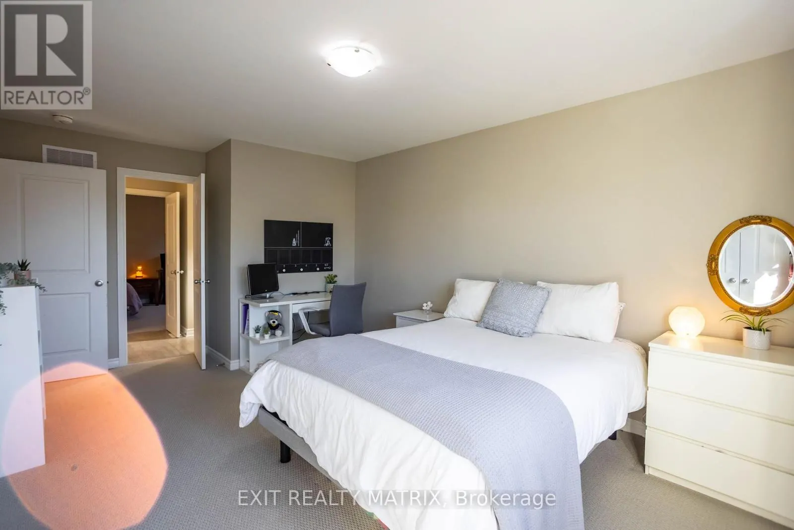 573 STRASBOURG STREET