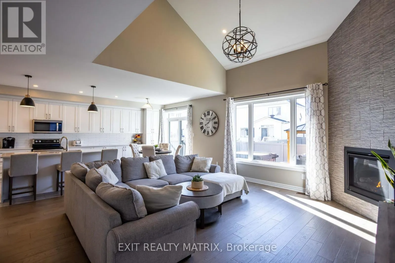 573 STRASBOURG STREET