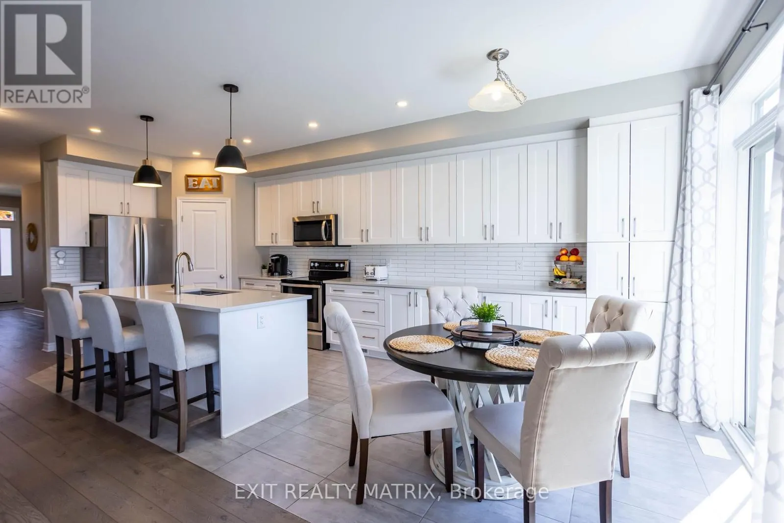 573 STRASBOURG STREET