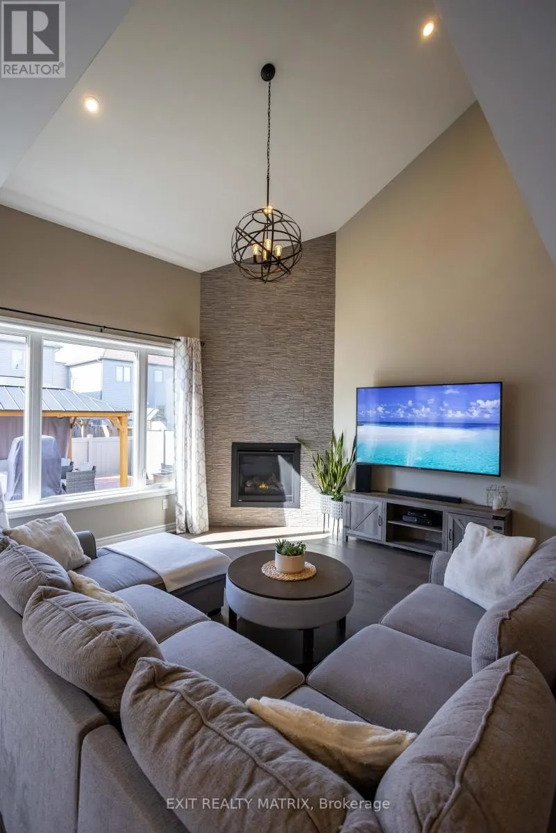 573 STRASBOURG STREET