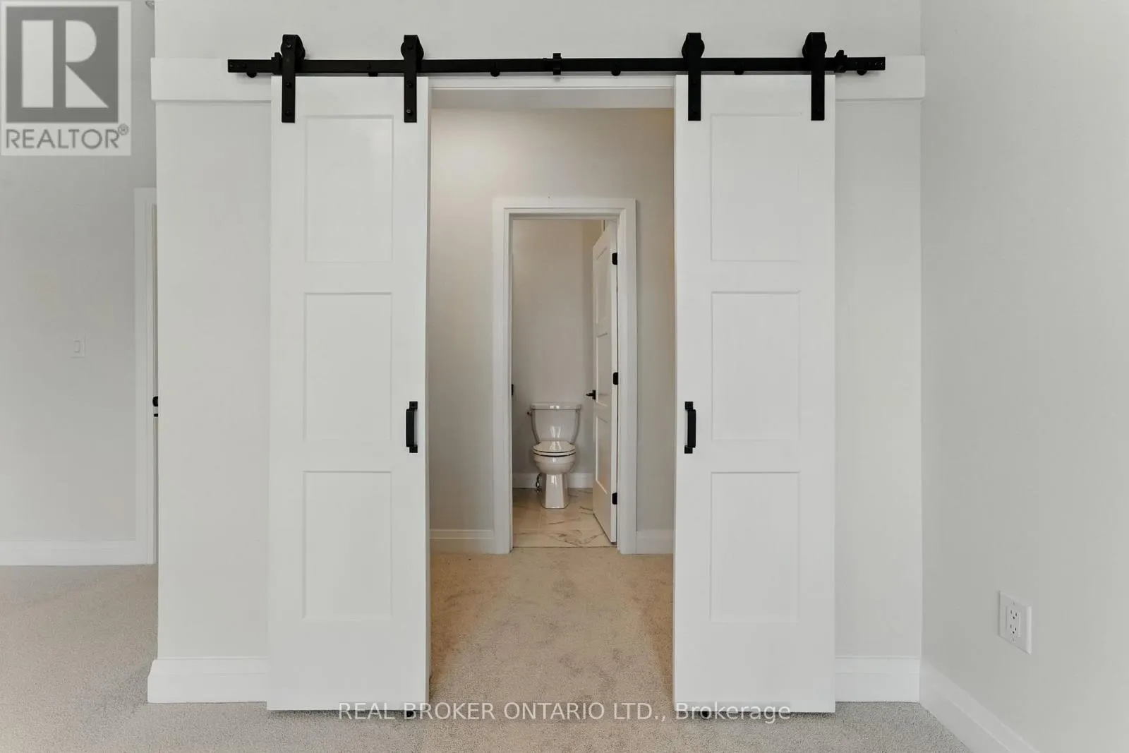 3 - 161 FIFTH AVENUE