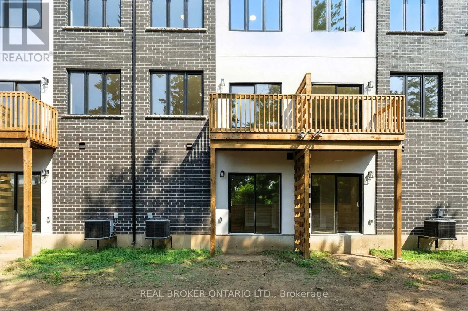 3 - 161 FIFTH AVENUE