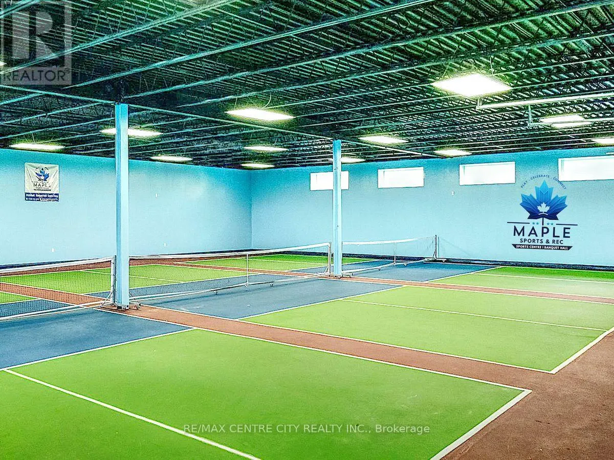 284 ADELAIDE STREET S