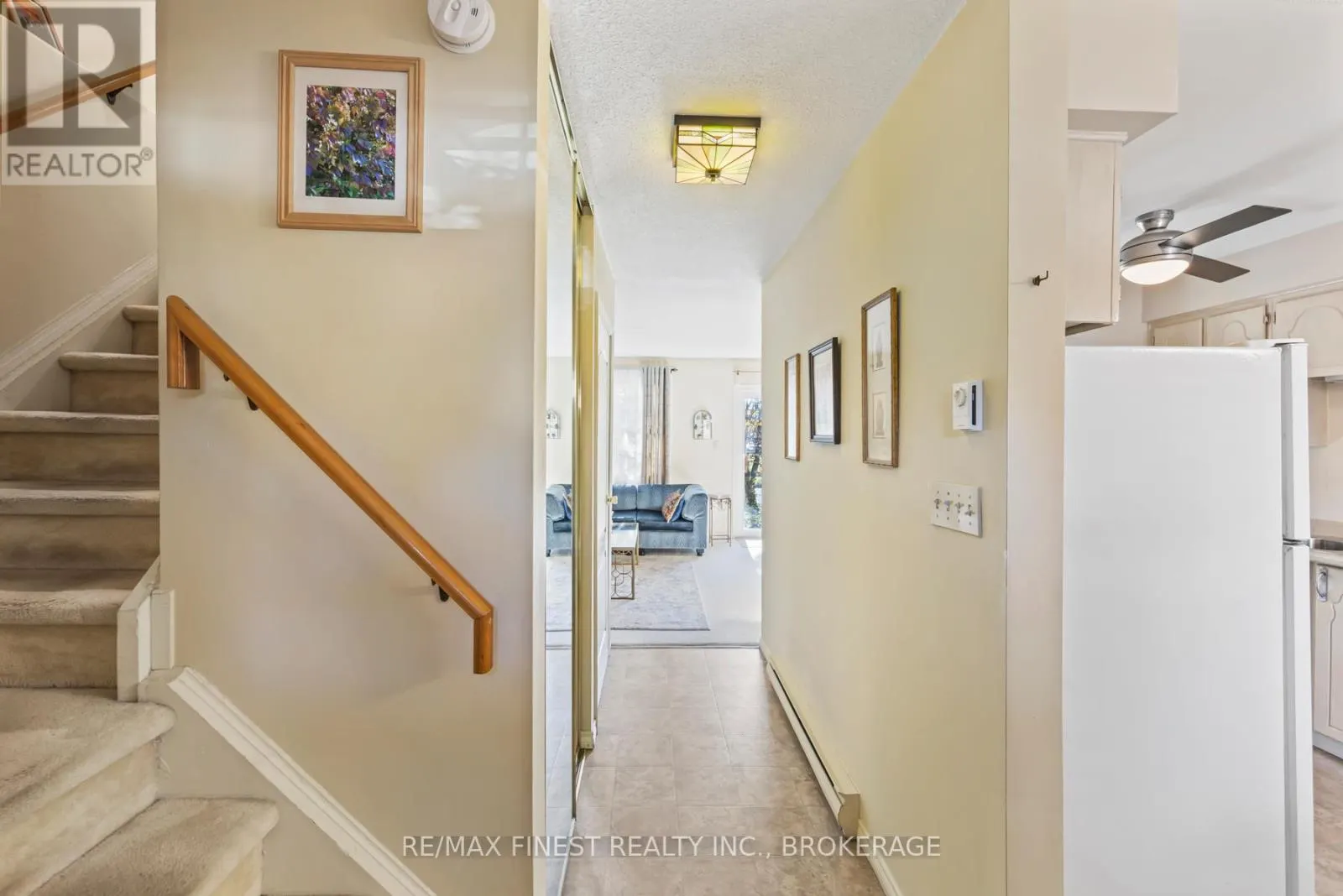 48 - 19 MACPHERSON AVENUE, #48