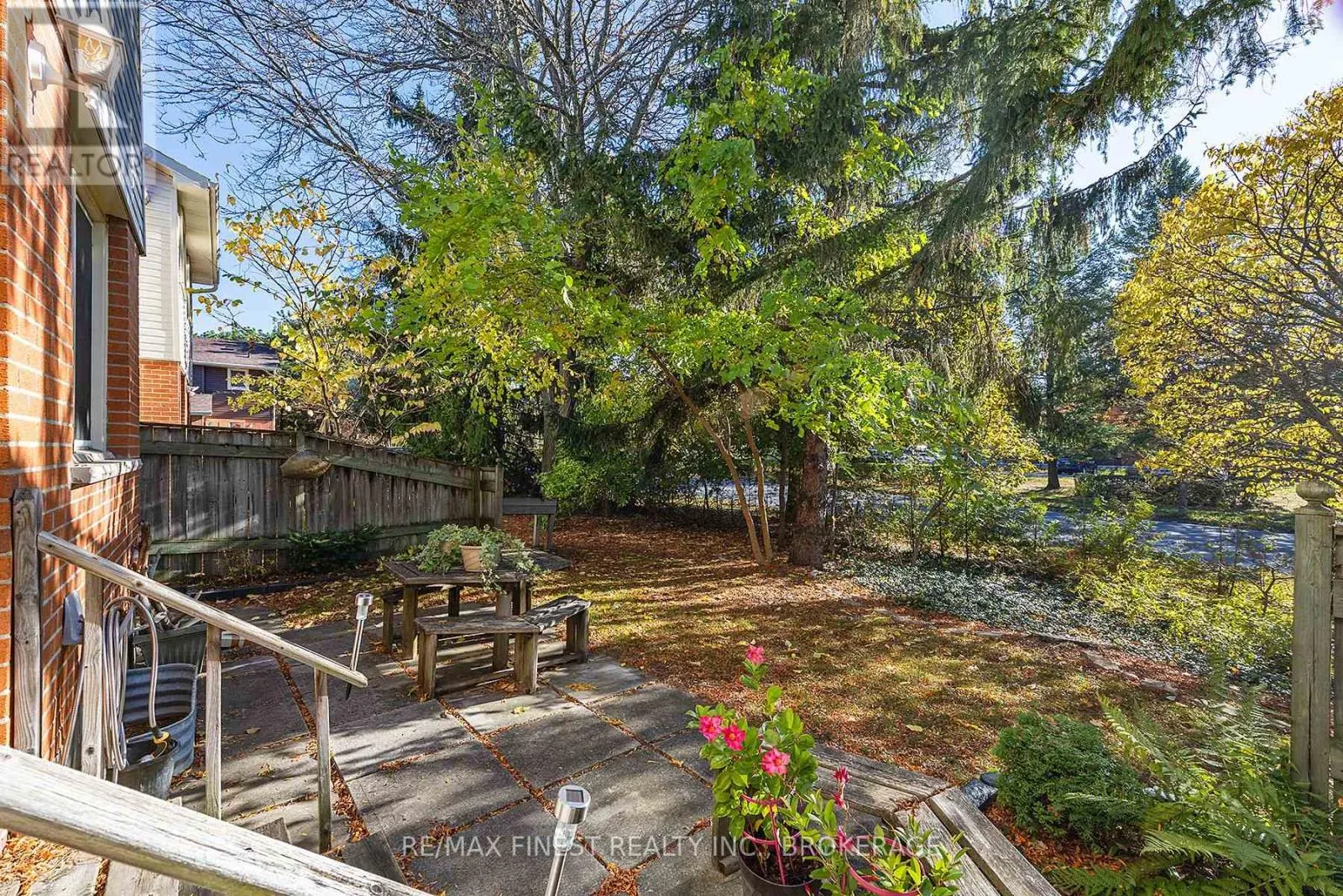 48 - 19 MACPHERSON AVENUE, #48