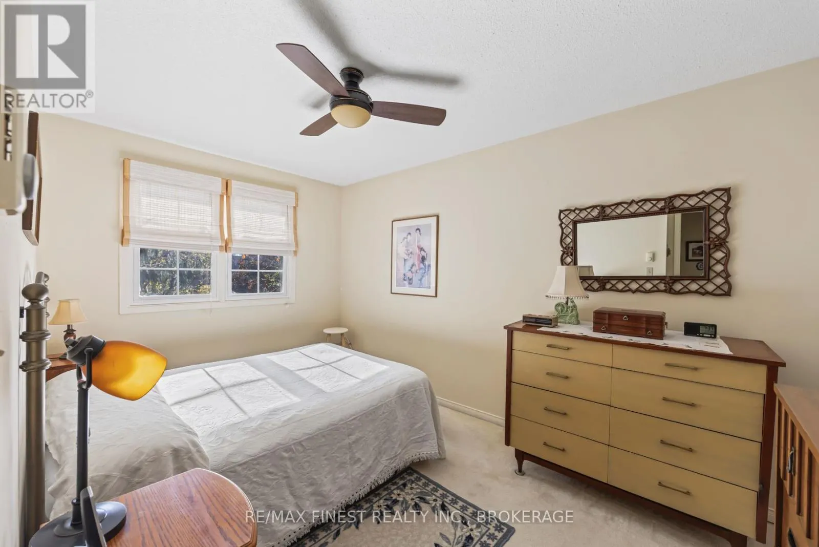 48 - 19 MACPHERSON AVENUE, #48