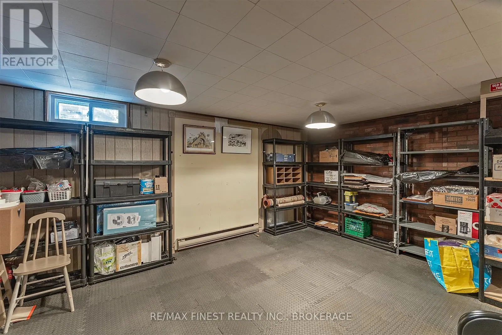 48 - 19 MACPHERSON AVENUE, #48