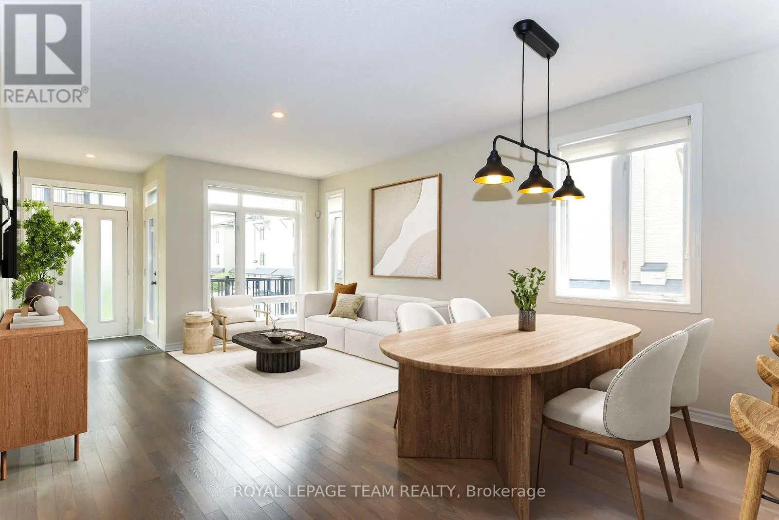 28 - 200 PEMBINA PRIVATE