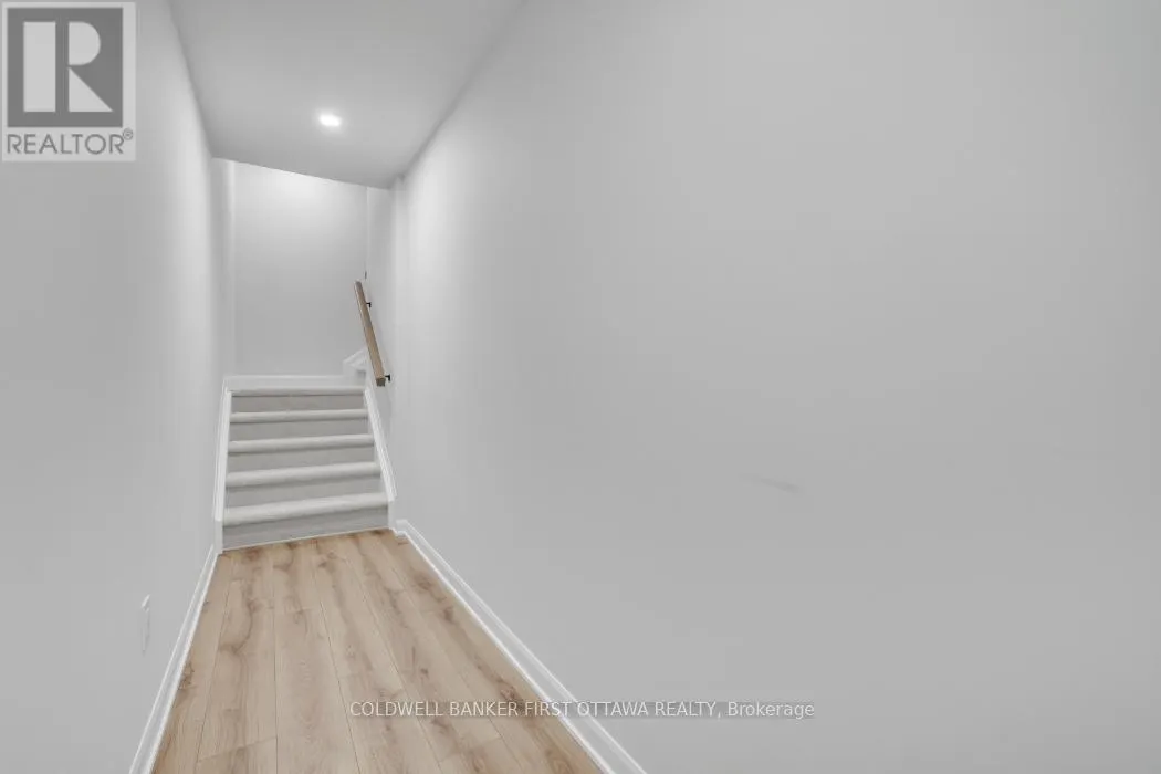 937 CREEKWAY PRIVATE