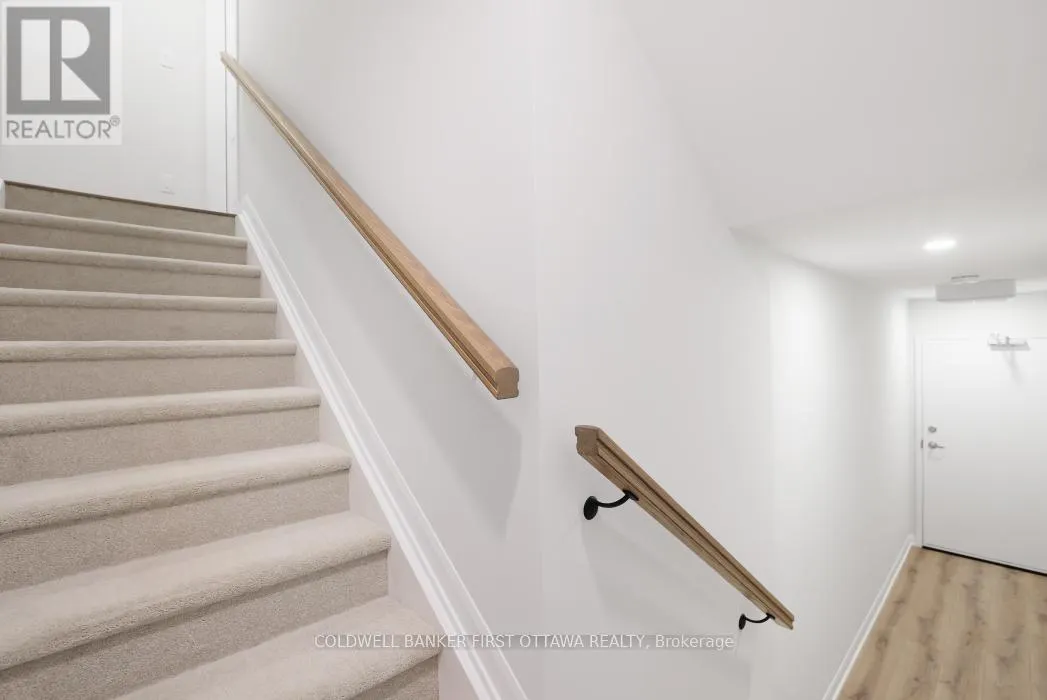 937 CREEKWAY PRIVATE