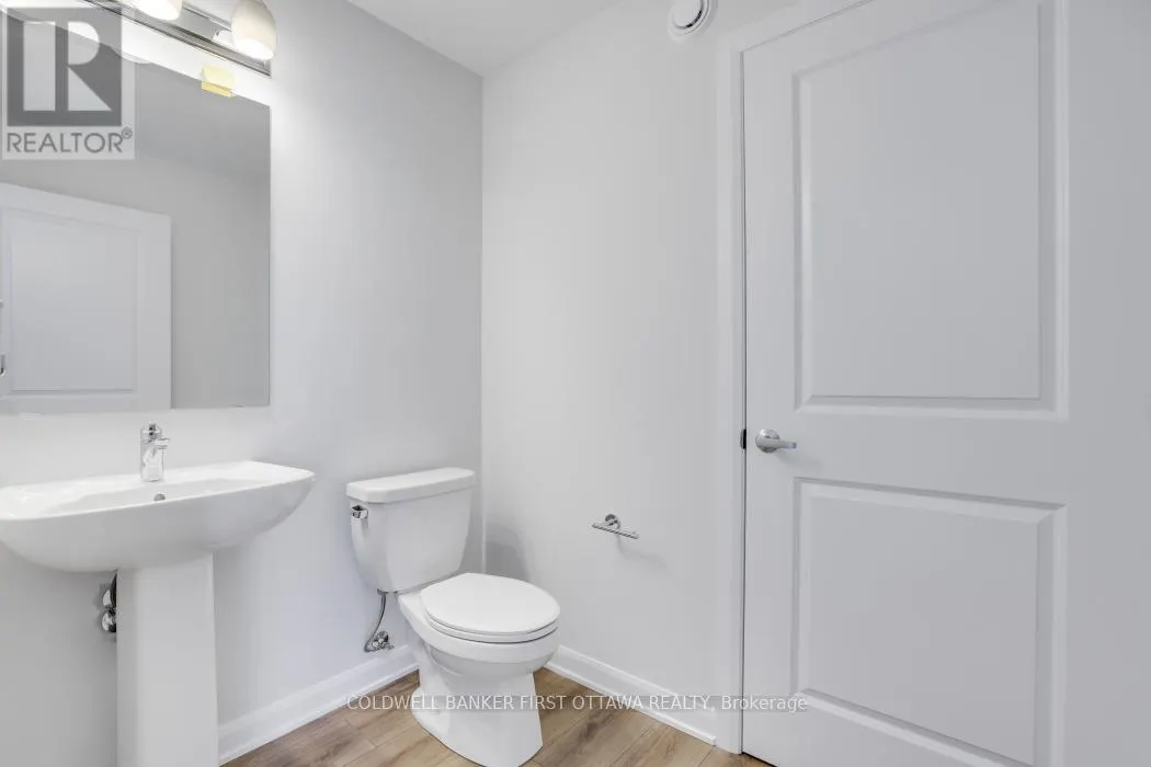 937 CREEKWAY PRIVATE