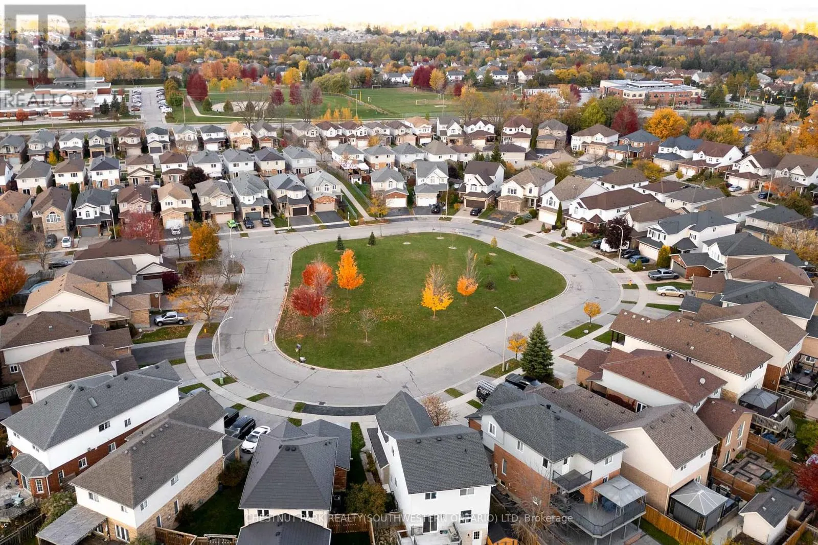 38 HEATHERWOOD PLACE