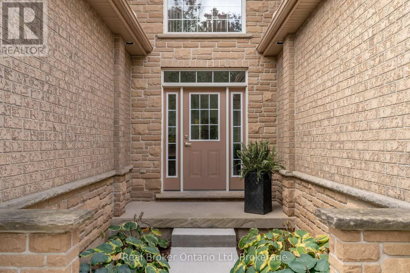 3 - 254 SUMMERFIELD DRIVE, #3