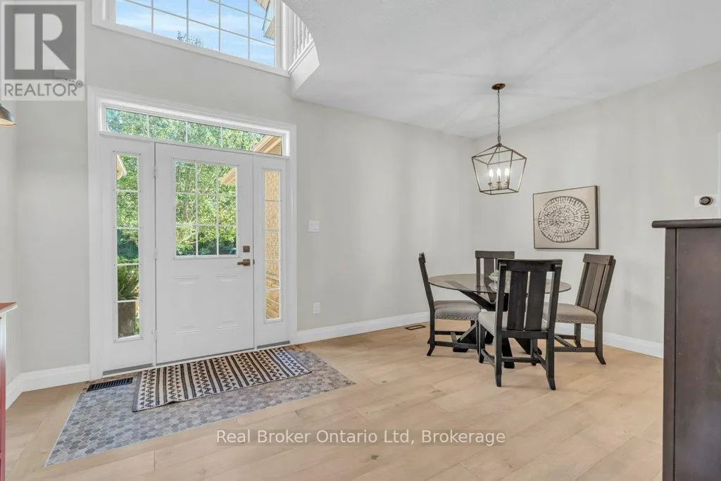 3 - 254 SUMMERFIELD DRIVE, #3