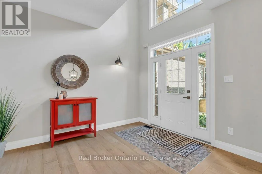 3 - 254 SUMMERFIELD DRIVE, #3