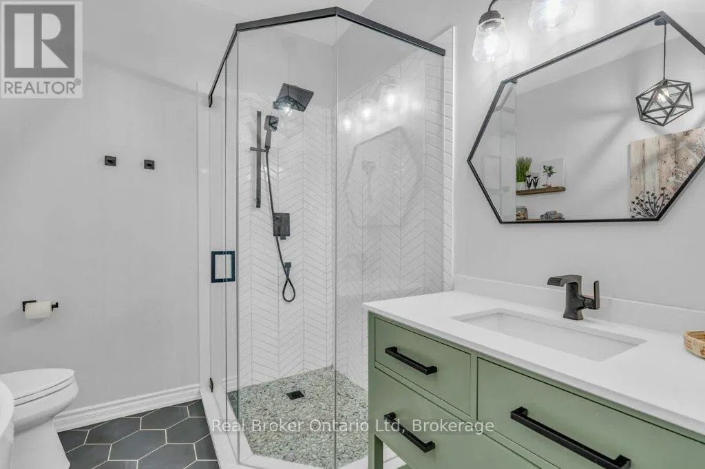 3 - 254 SUMMERFIELD DRIVE, #3