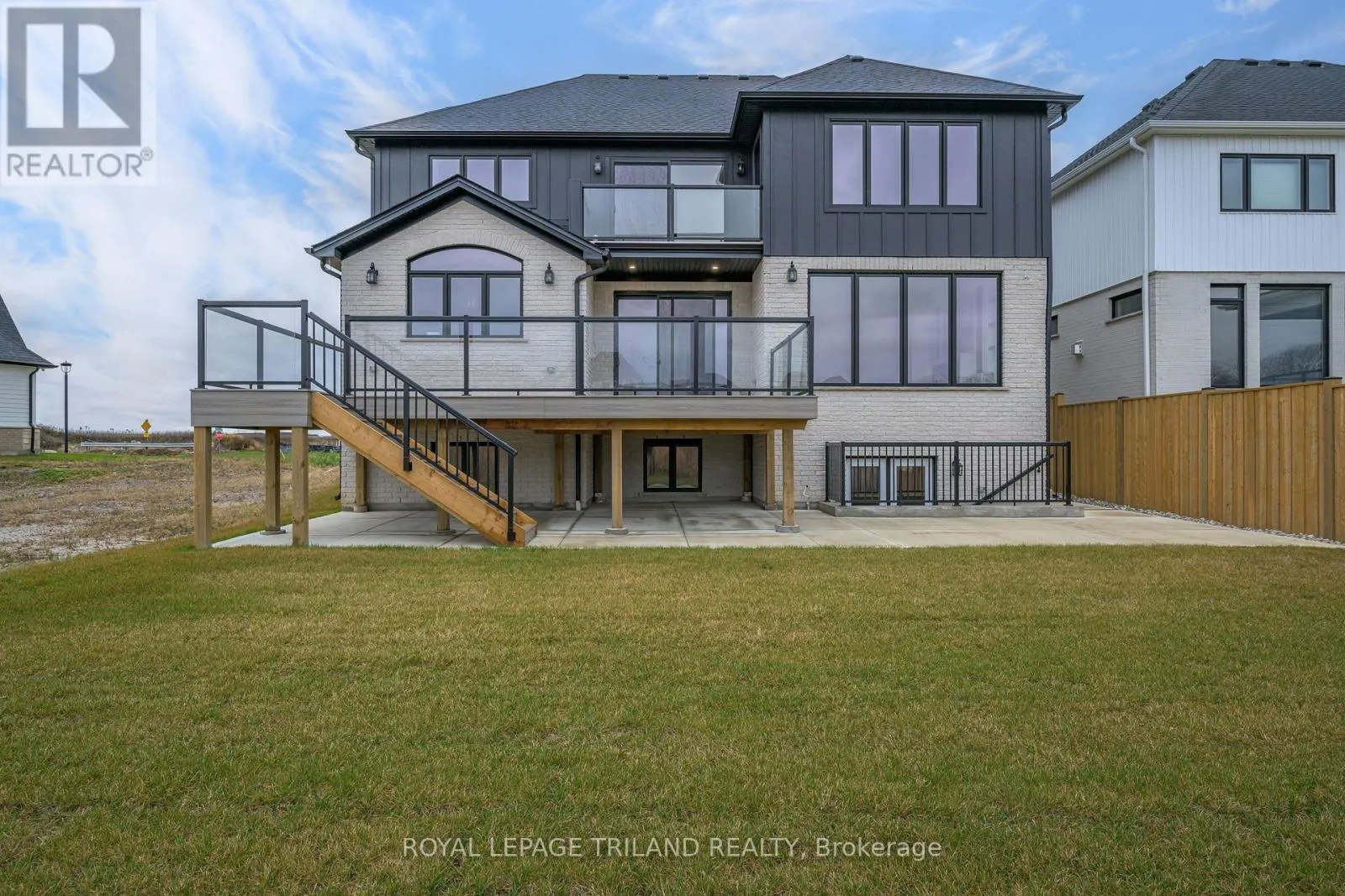 4038 AYRSHIRE AVENUE