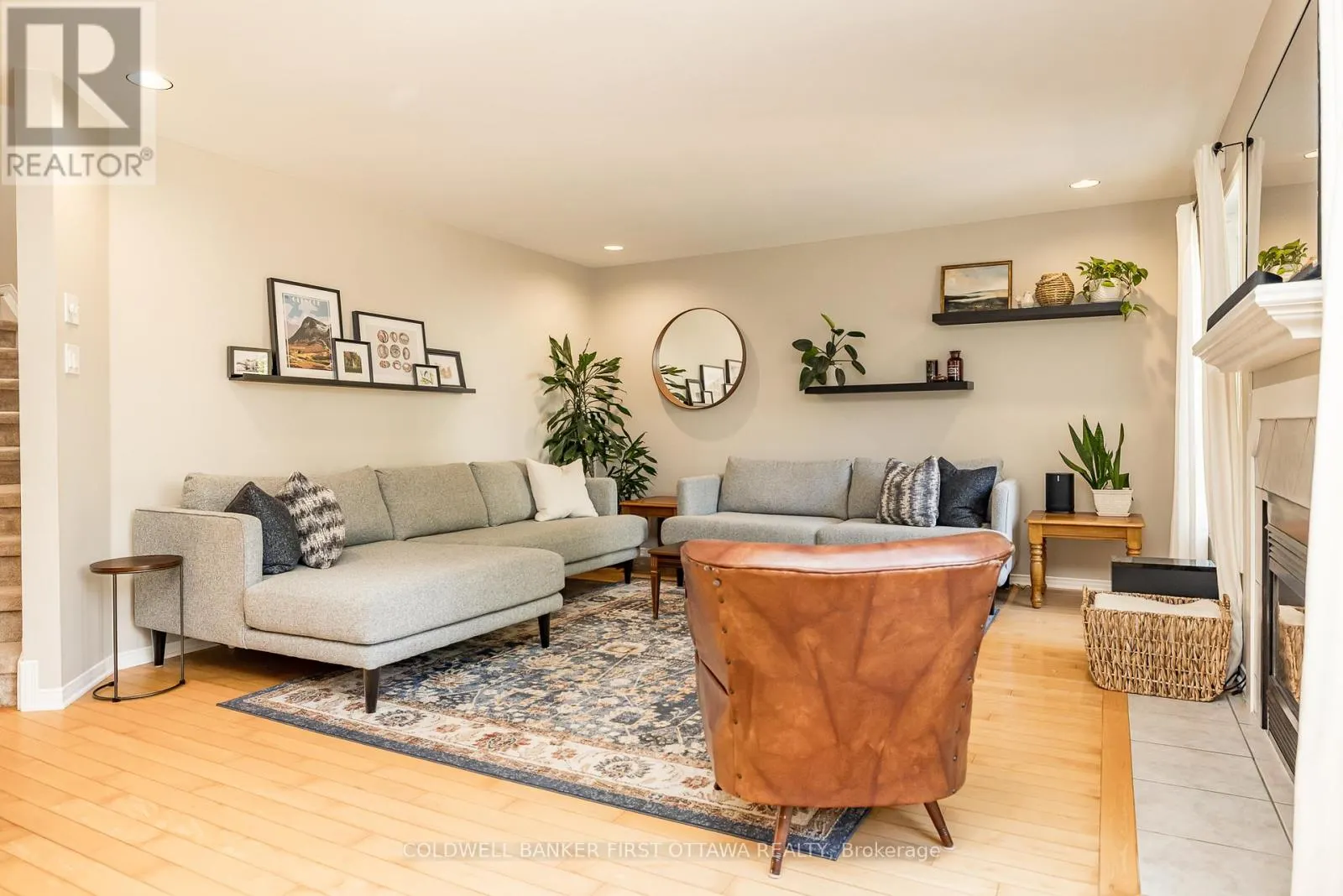 491 MEADOWBREEZE DRIVE