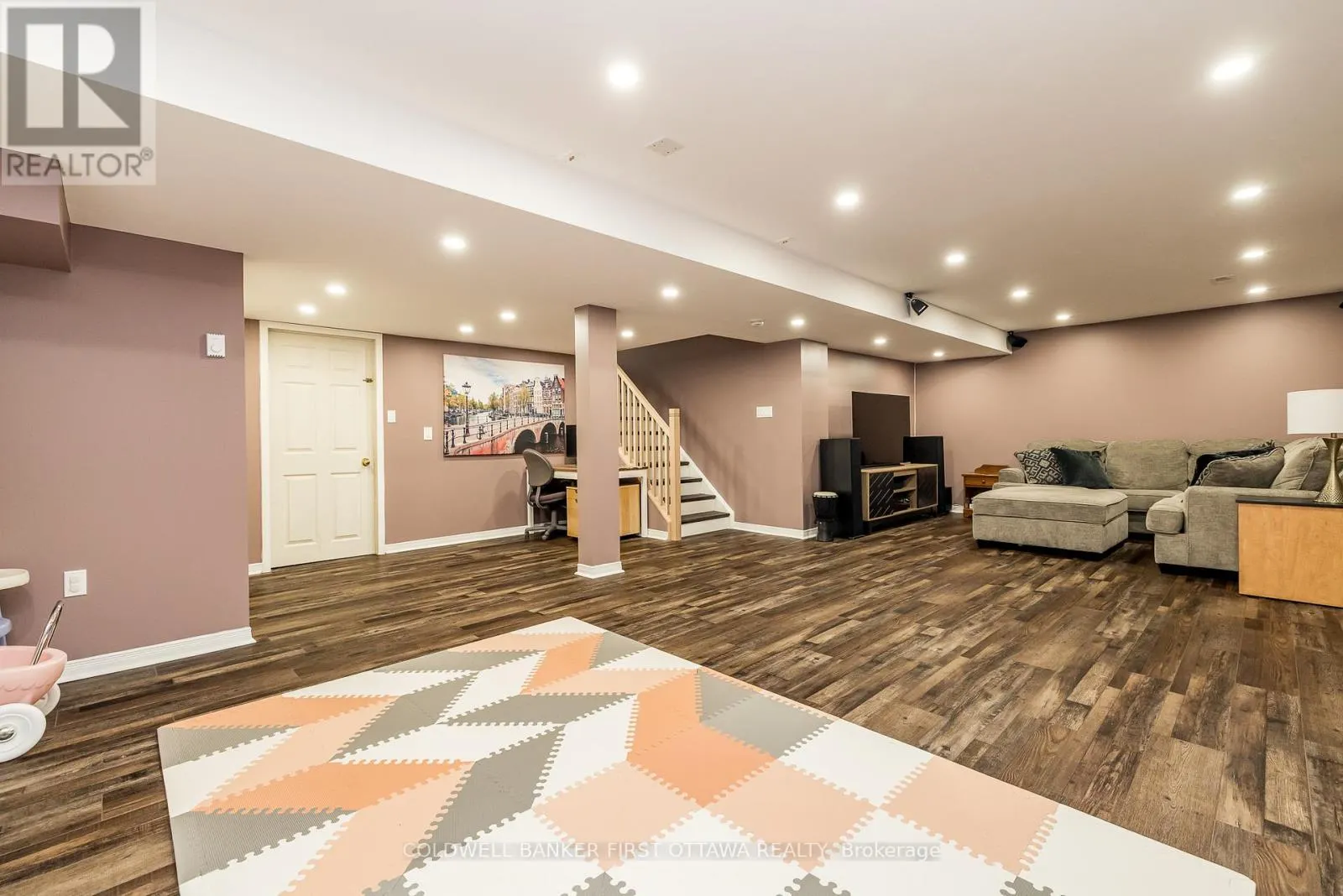 491 MEADOWBREEZE DRIVE