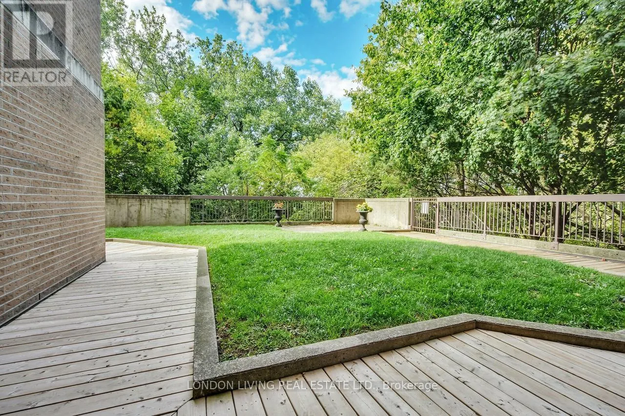 604 - 549 RIDOUT STREET N, #604