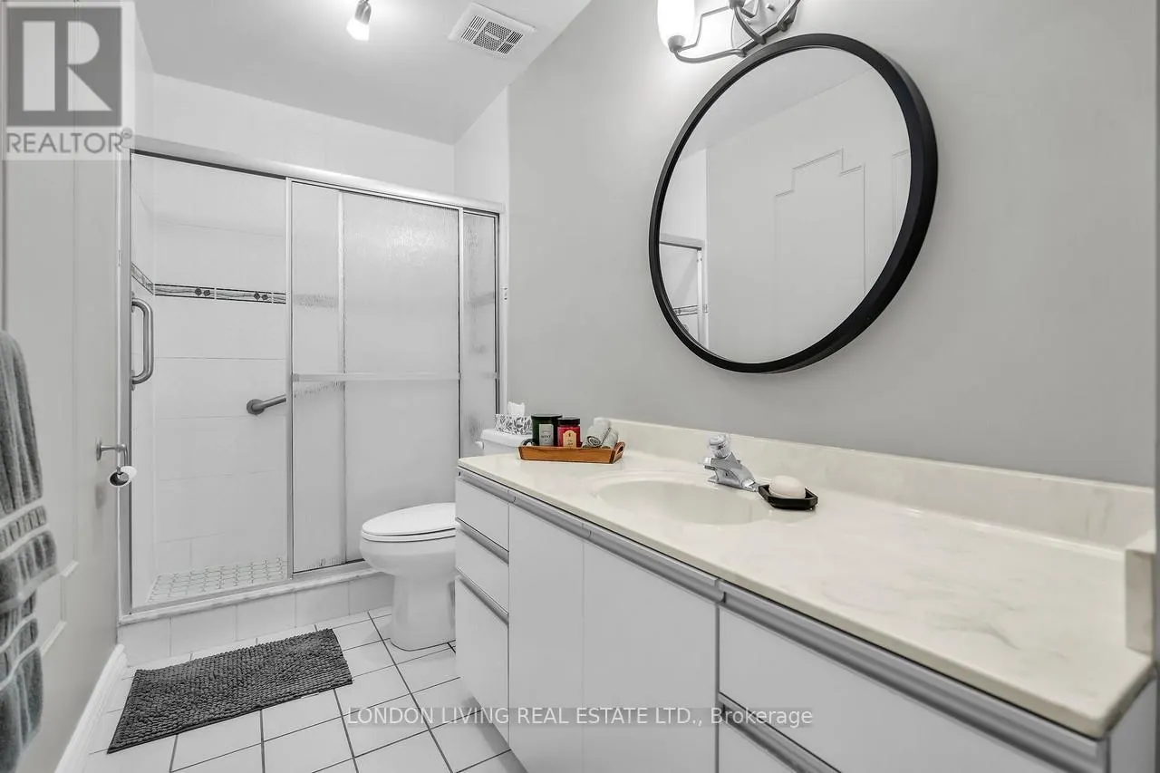 604 - 549 RIDOUT STREET N, #604