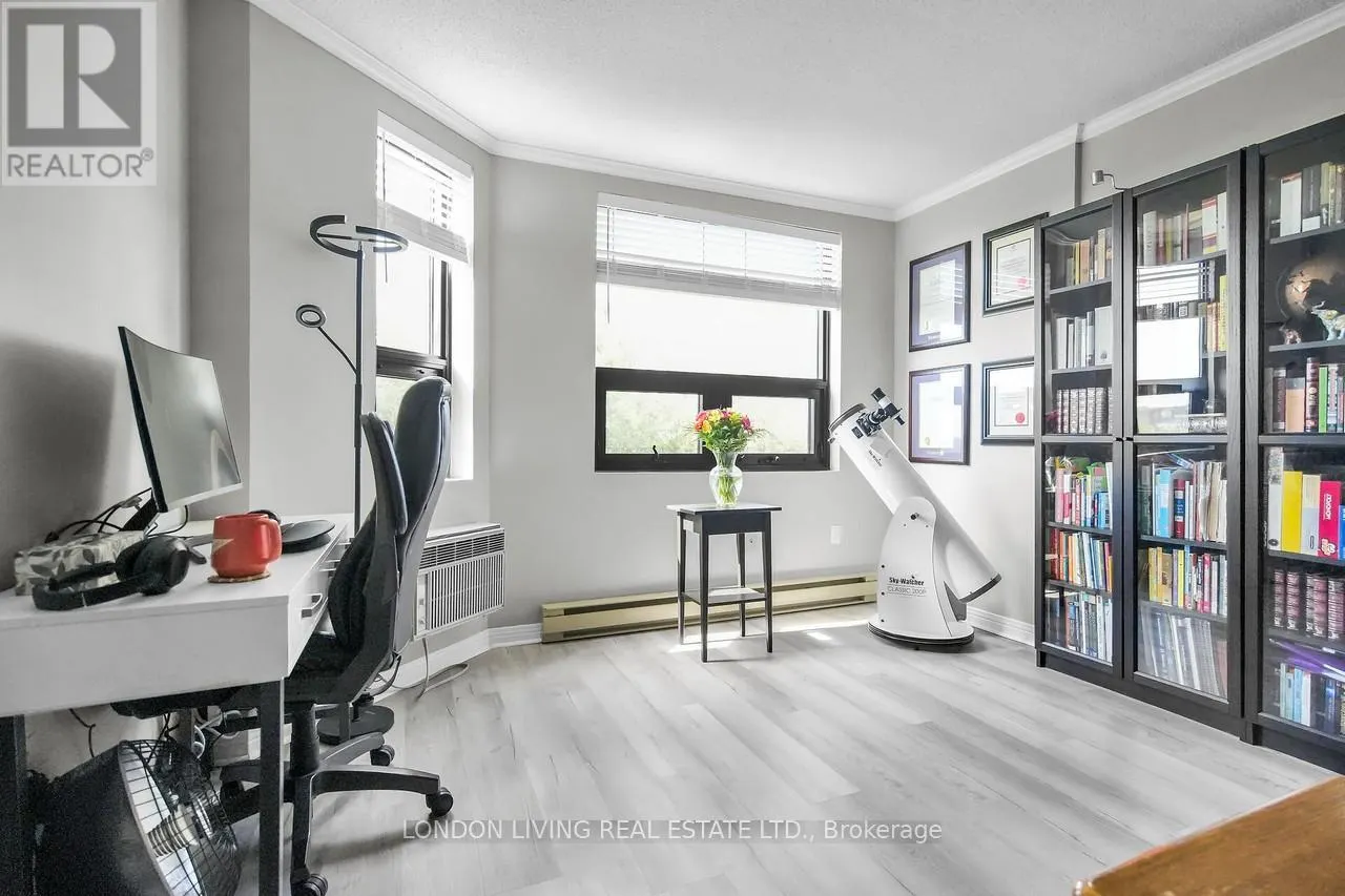 604 - 549 RIDOUT STREET N, #604