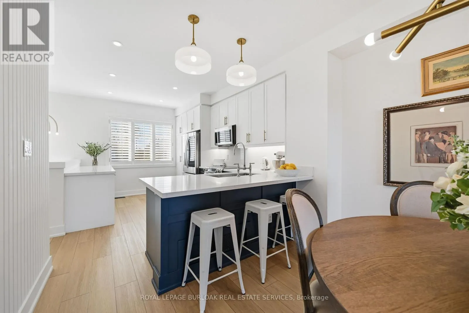 7 - 337 BEACH BOULEVARD